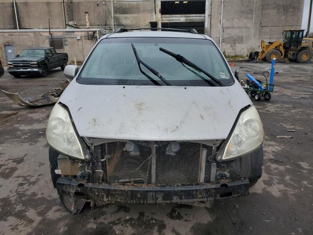 Photo 4 VIN: 5TDZA22C06S568732 - TOYOTA SIENNA XLE 