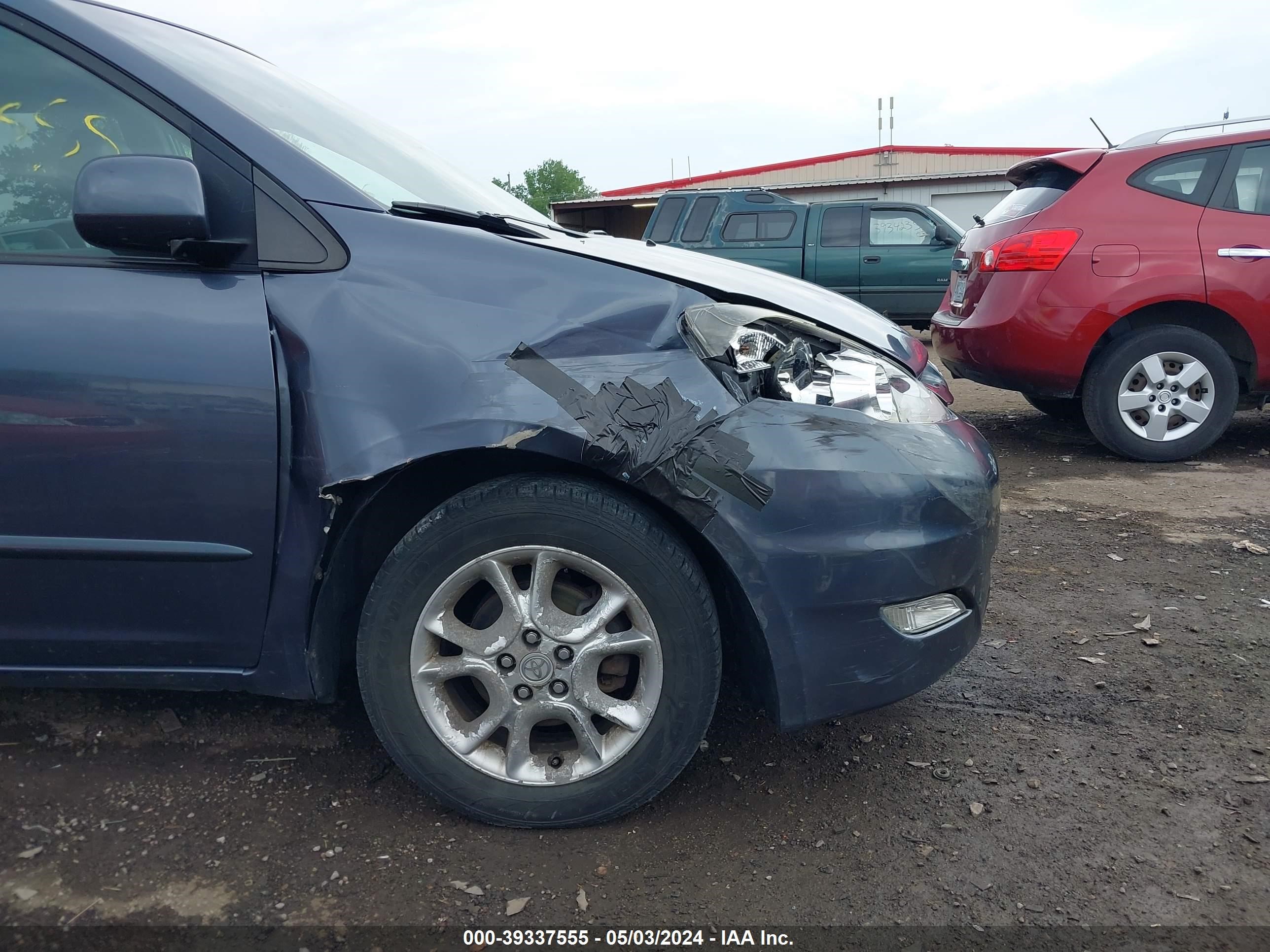 Photo 5 VIN: 5TDZA22C06S571663 - TOYOTA SIENNA 