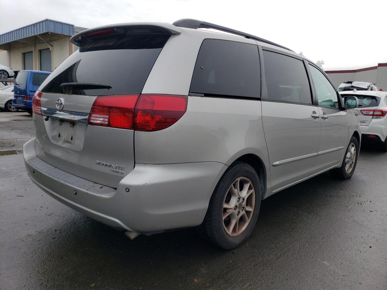 Photo 2 VIN: 5TDZA22C14S219477 - TOYOTA SIENNA 