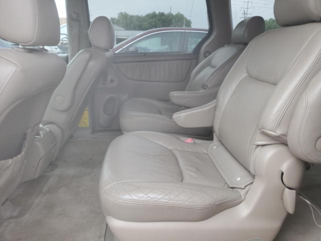 Photo 10 VIN: 5TDZA22C15S247829 - TOYOTA SIENNA XLE 