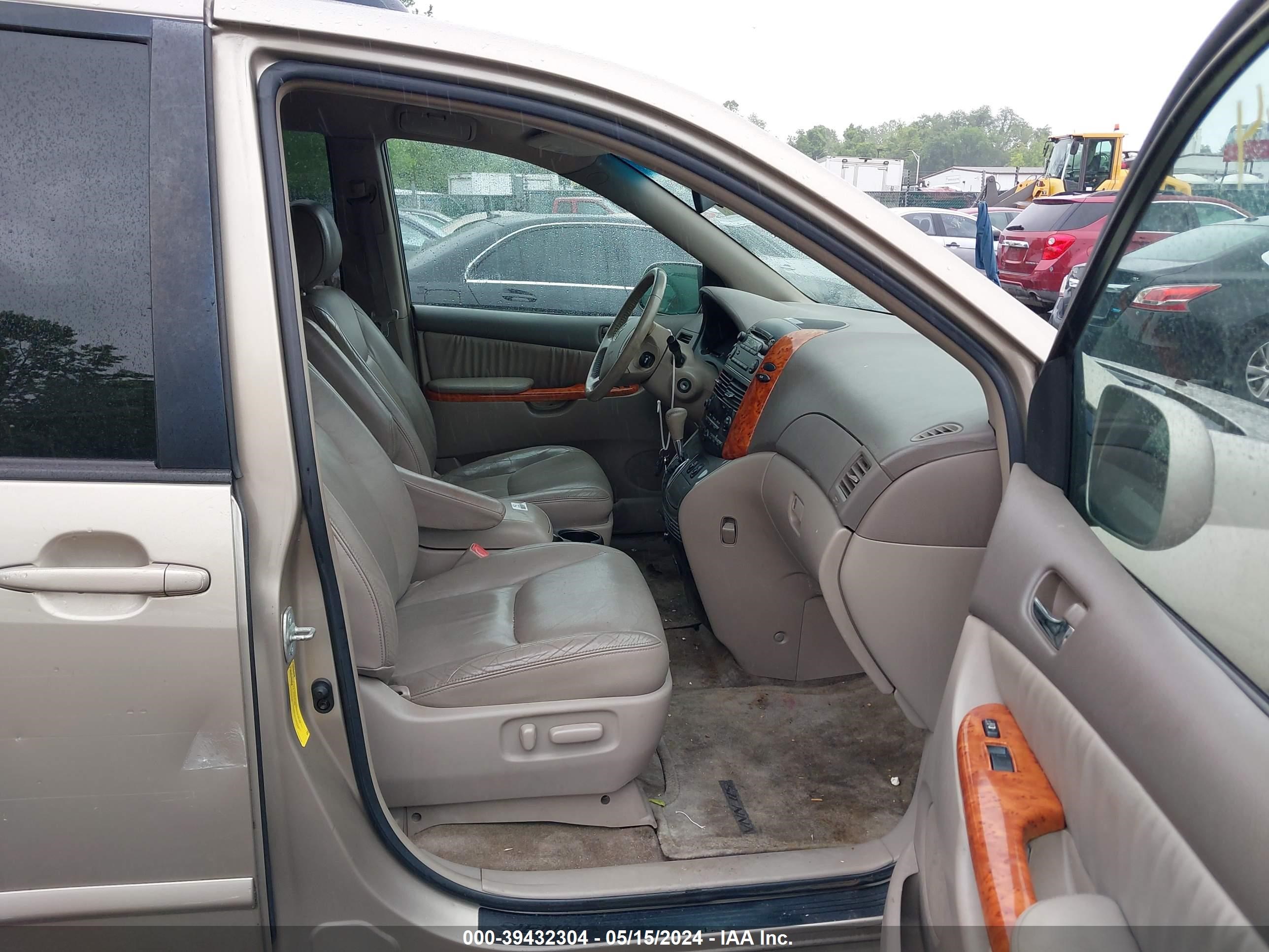 Photo 4 VIN: 5TDZA22C16S396713 - TOYOTA SIENNA 