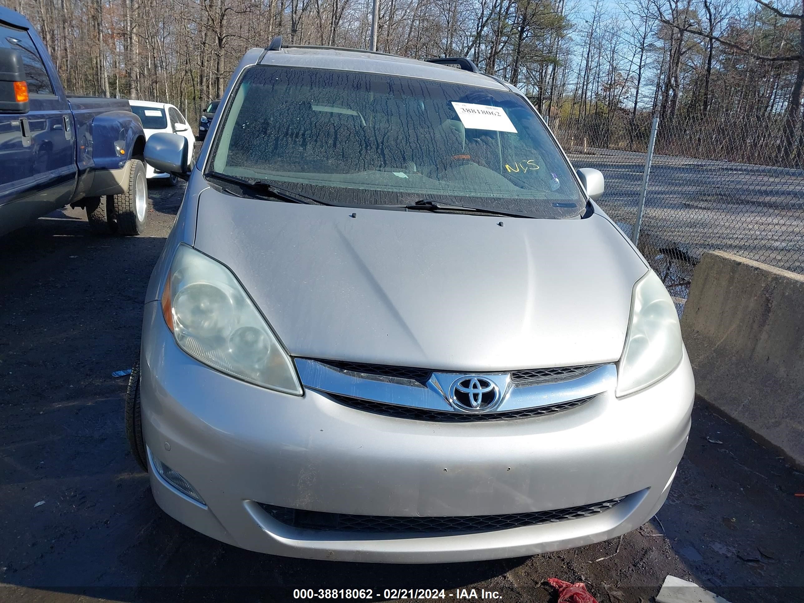 Photo 6 VIN: 5TDZA22C16S490672 - TOYOTA SIENNA 