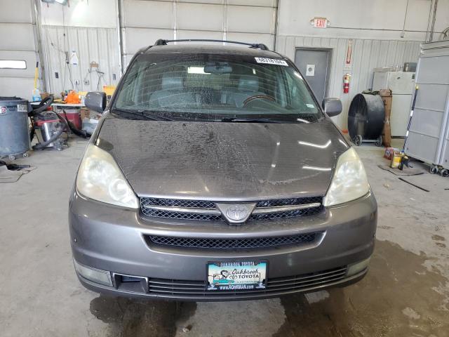 Photo 4 VIN: 5TDZA22C24S088740 - TOYOTA SIENNA XLE 