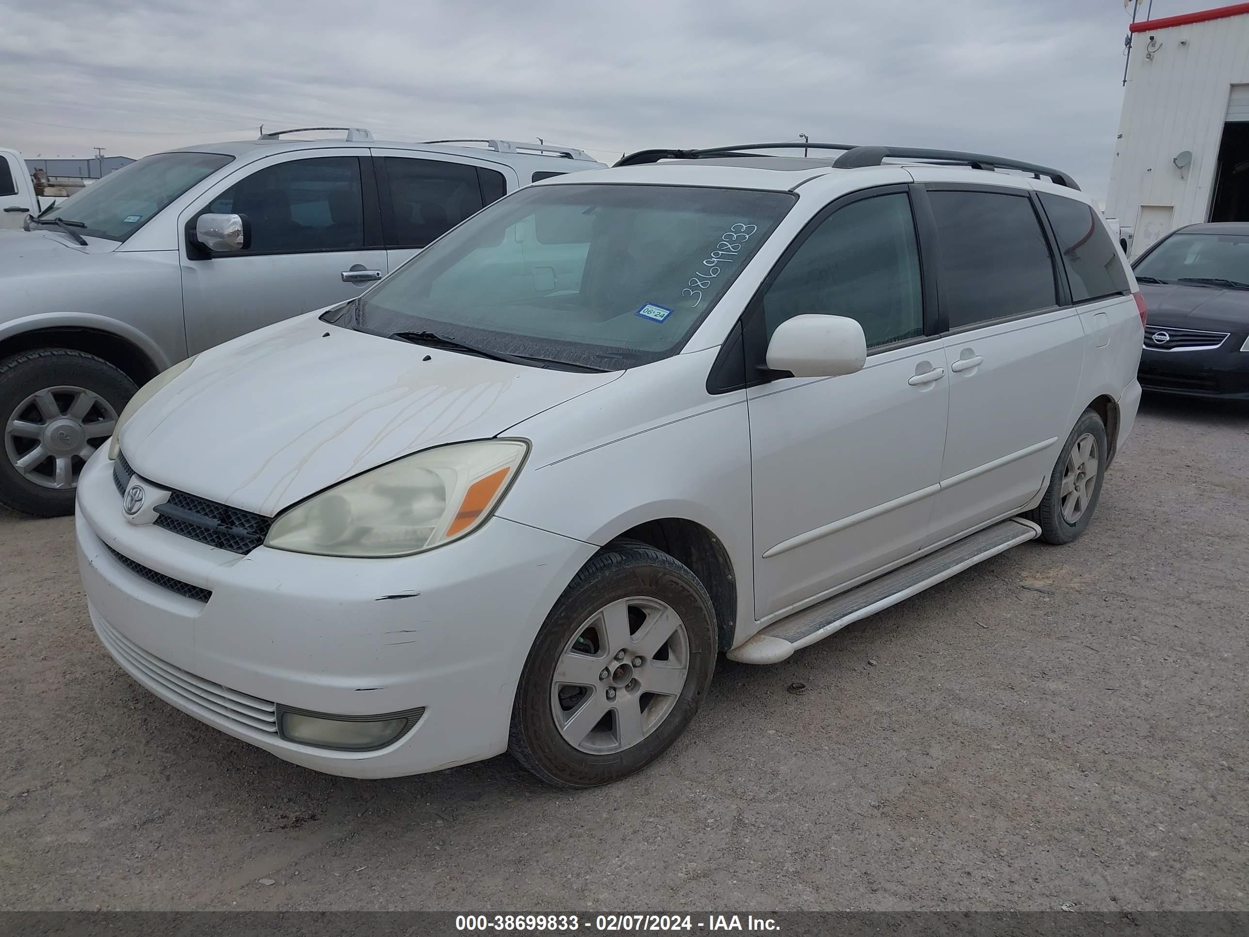 Photo 1 VIN: 5TDZA22C24S110851 - TOYOTA SIENNA 