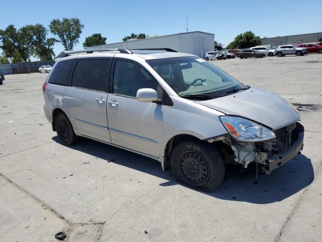 Photo 3 VIN: 5TDZA22C24S218354 - TOYOTA SIENNA XLE 