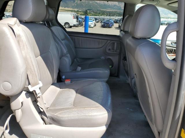 Photo 9 VIN: 5TDZA22C25S316835 - TOYOTA SIENNA XLE 