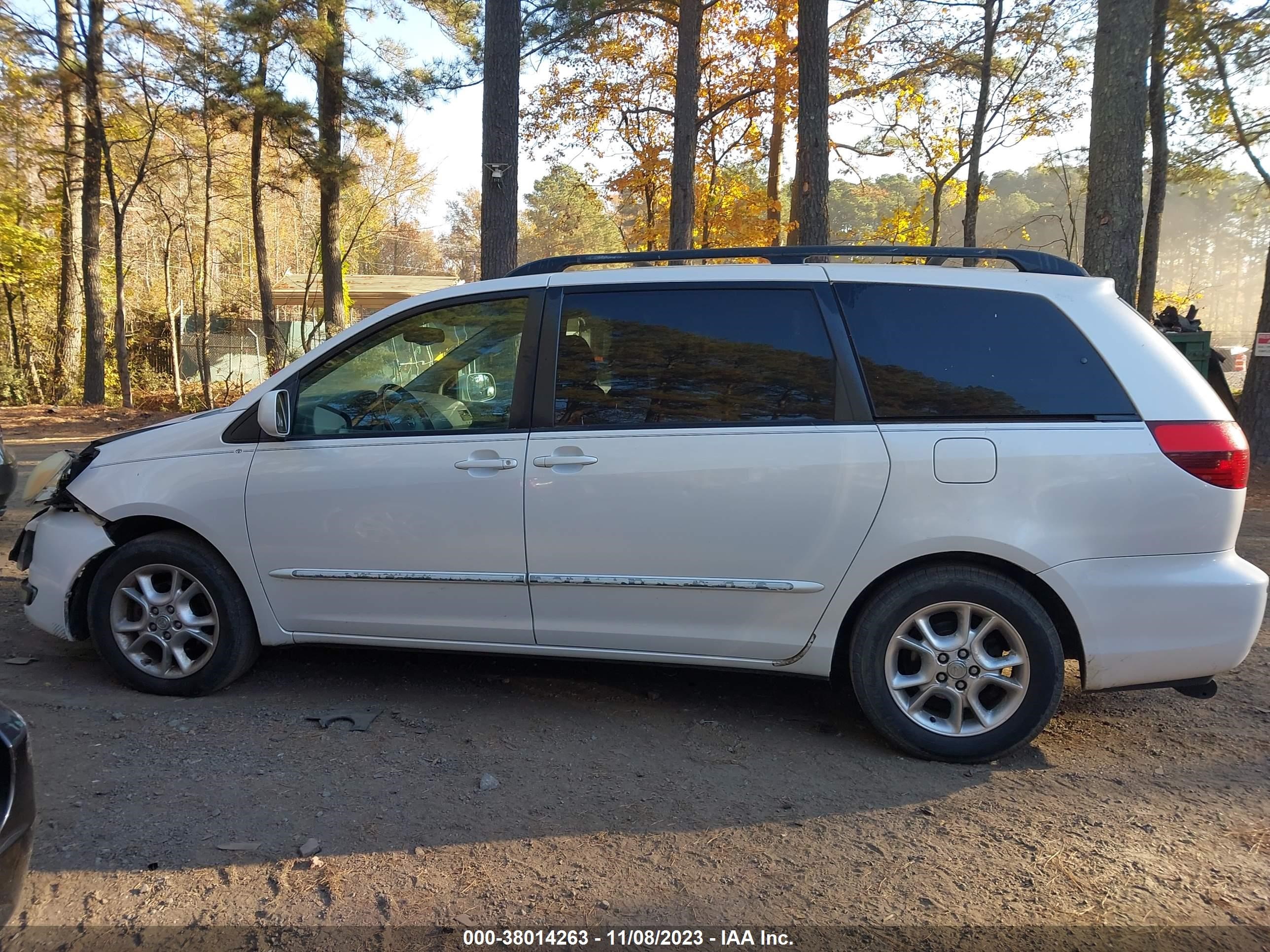 Photo 13 VIN: 5TDZA22C25S320481 - TOYOTA SIENNA 