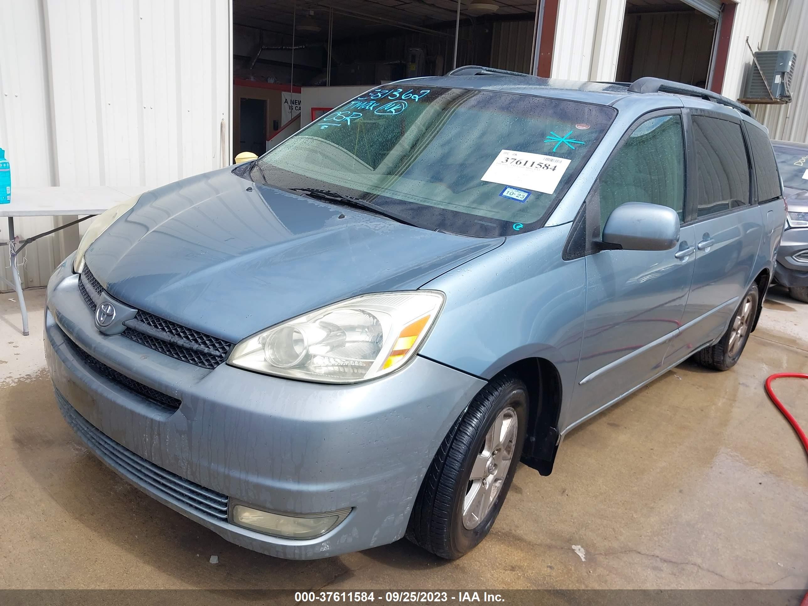 Photo 1 VIN: 5TDZA22C25S381362 - TOYOTA SIENNA 