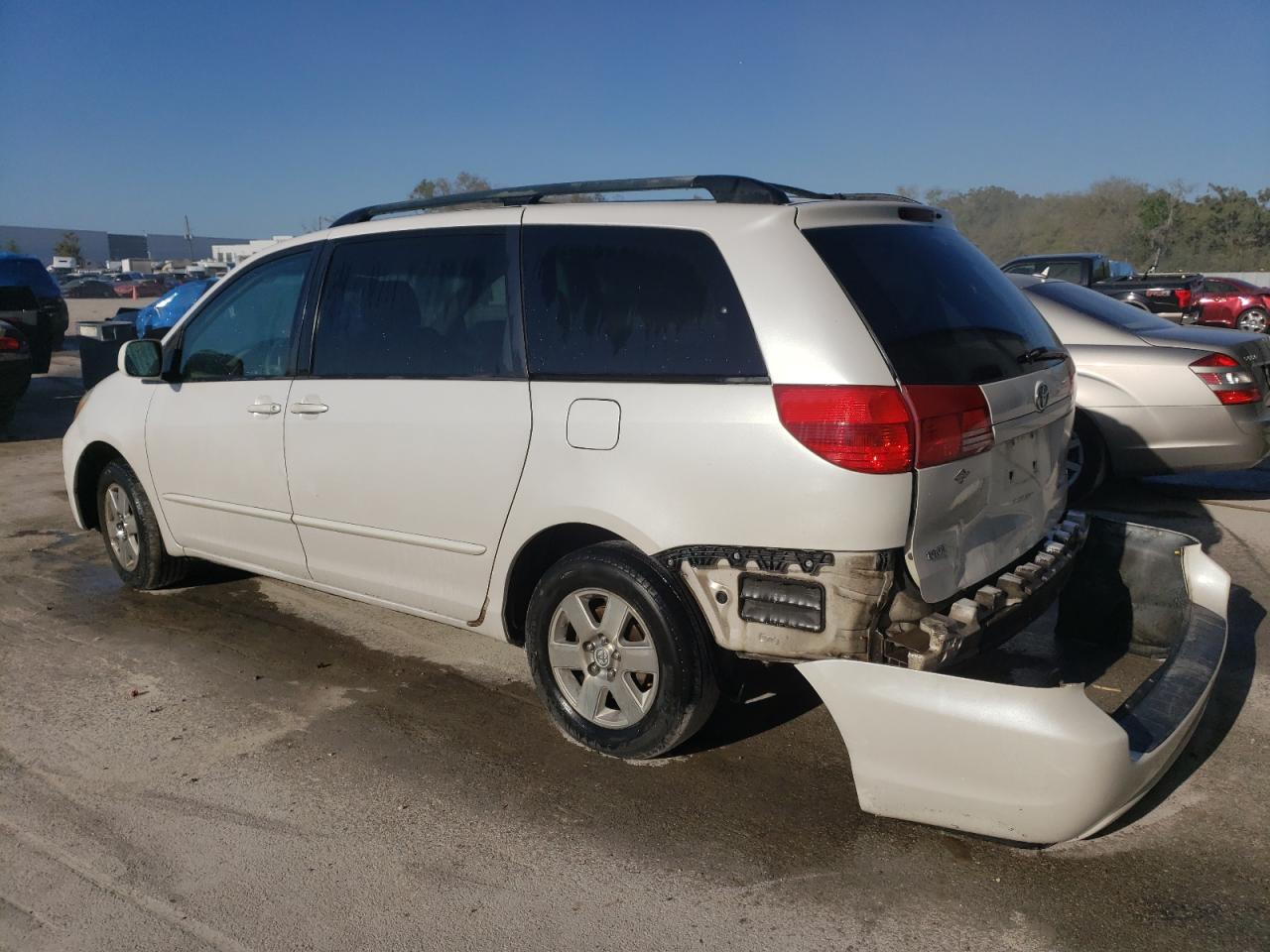 Photo 1 VIN: 5TDZA22C34S092893 - TOYOTA SIENNA 