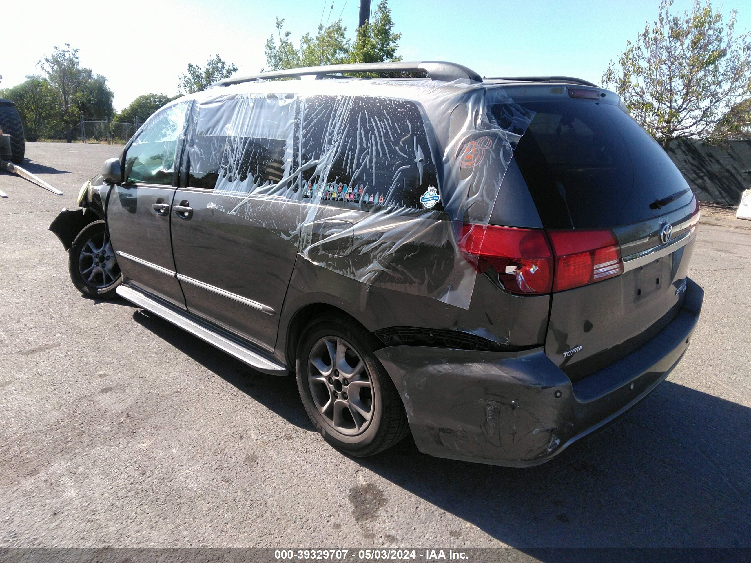 Photo 2 VIN: 5TDZA22C34S139341 - TOYOTA SIENNA 