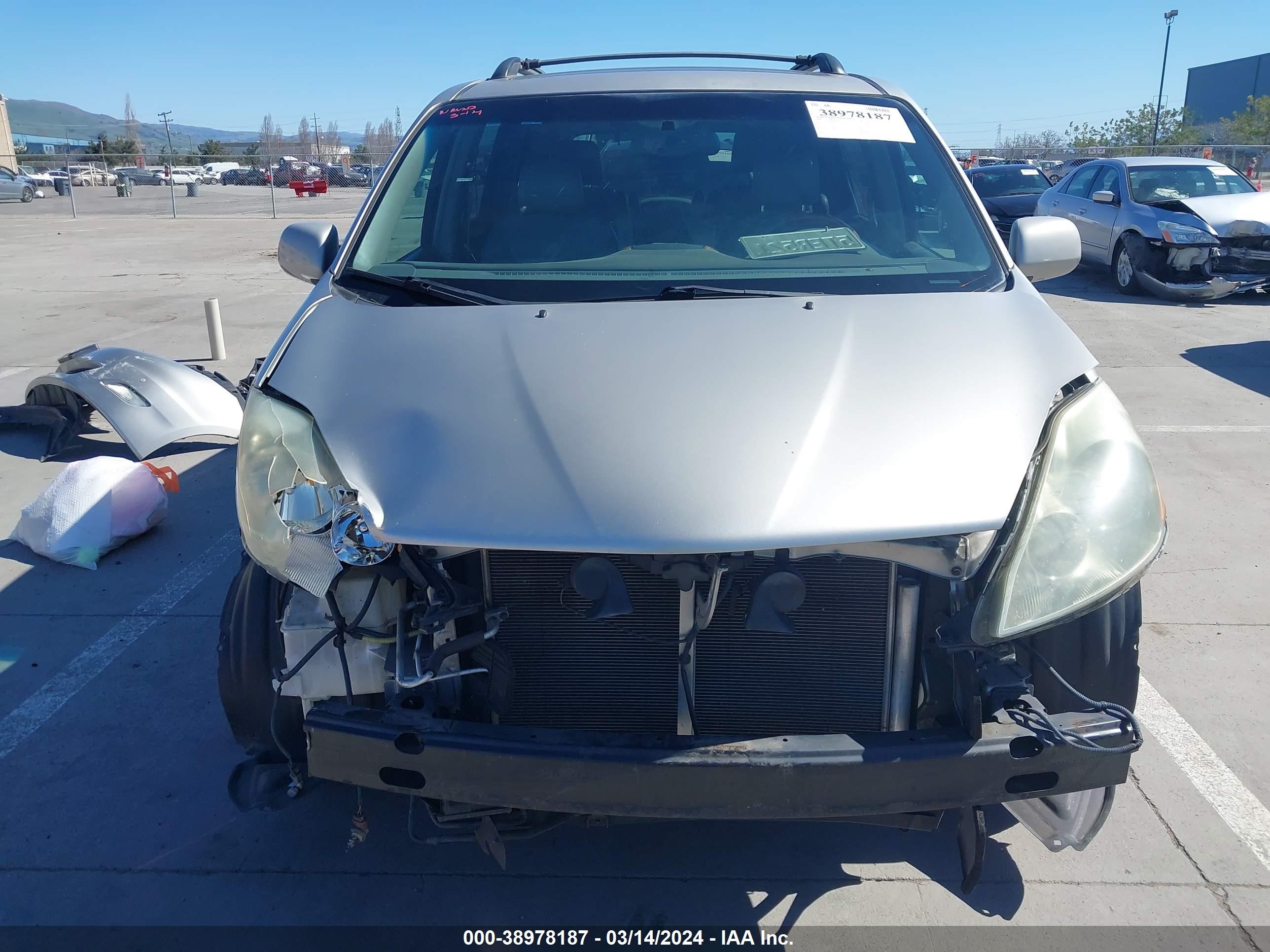 Photo 12 VIN: 5TDZA22C36S435799 - TOYOTA SIENNA 