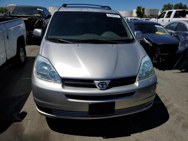 Photo 4 VIN: 5TDZA22C44S046232 - TOYOTA SIENNA XLE 