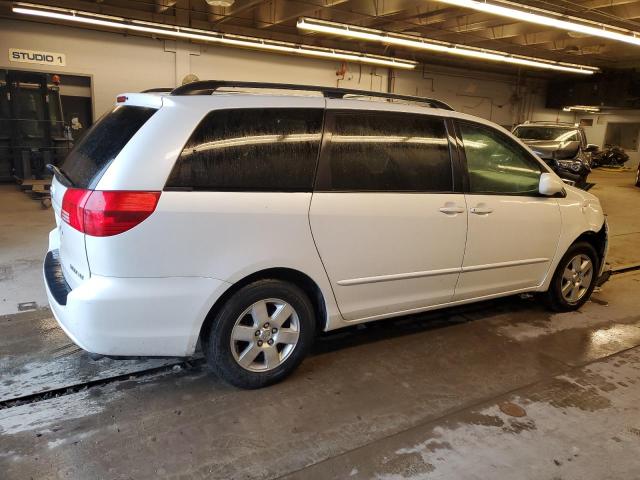 Photo 2 VIN: 5TDZA22C44S072782 - TOYOTA SIENNA XLE 