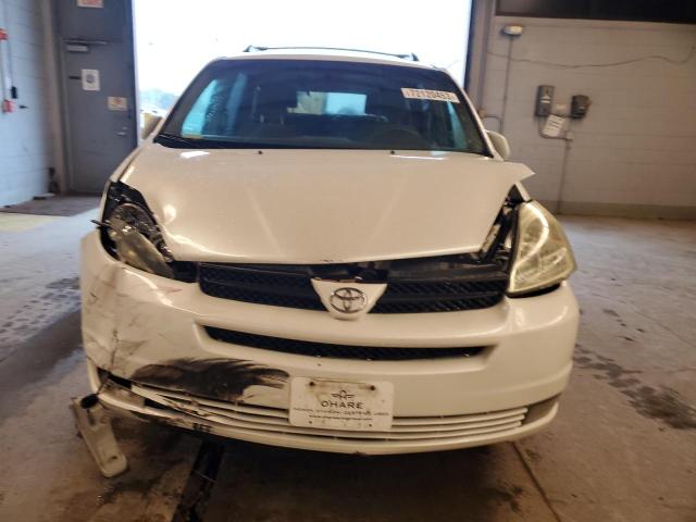 Photo 4 VIN: 5TDZA22C44S072782 - TOYOTA SIENNA XLE 