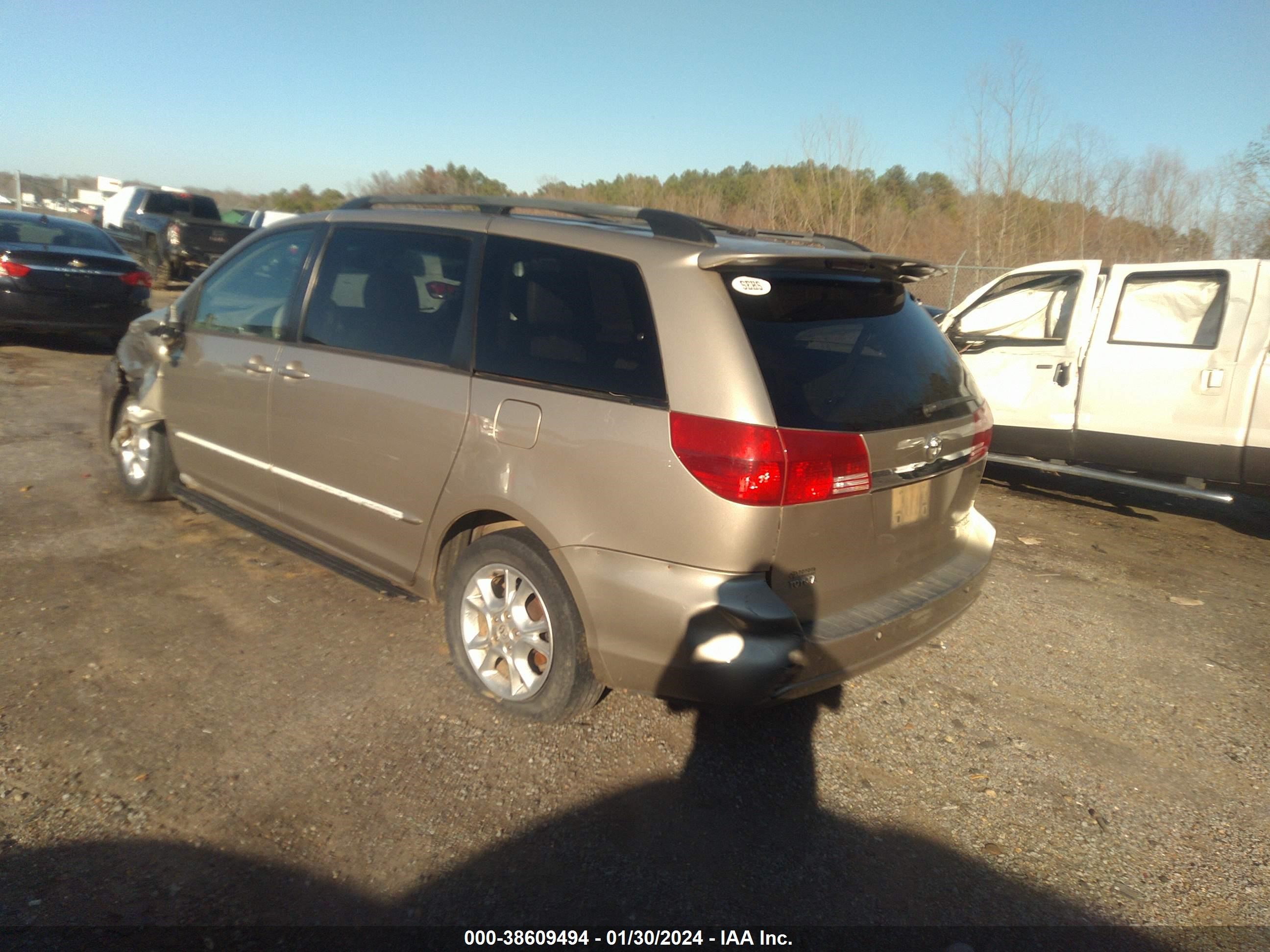 Photo 2 VIN: 5TDZA22C44S113752 - TOYOTA SIENNA 