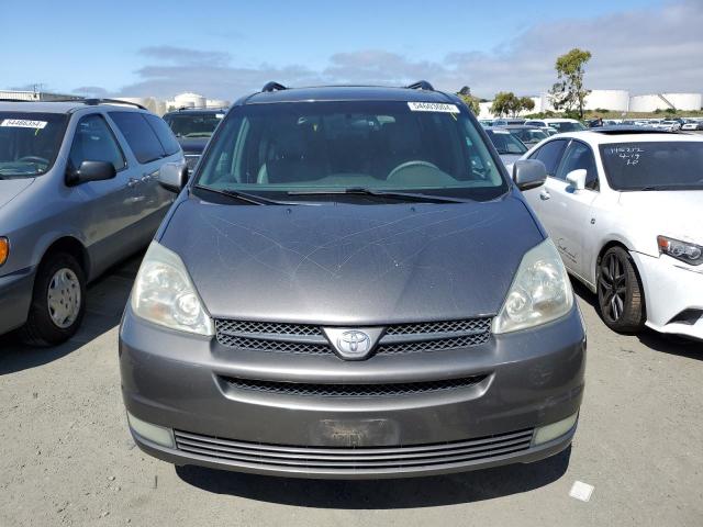 Photo 4 VIN: 5TDZA22C44S200437 - TOYOTA SIENNA XLE 