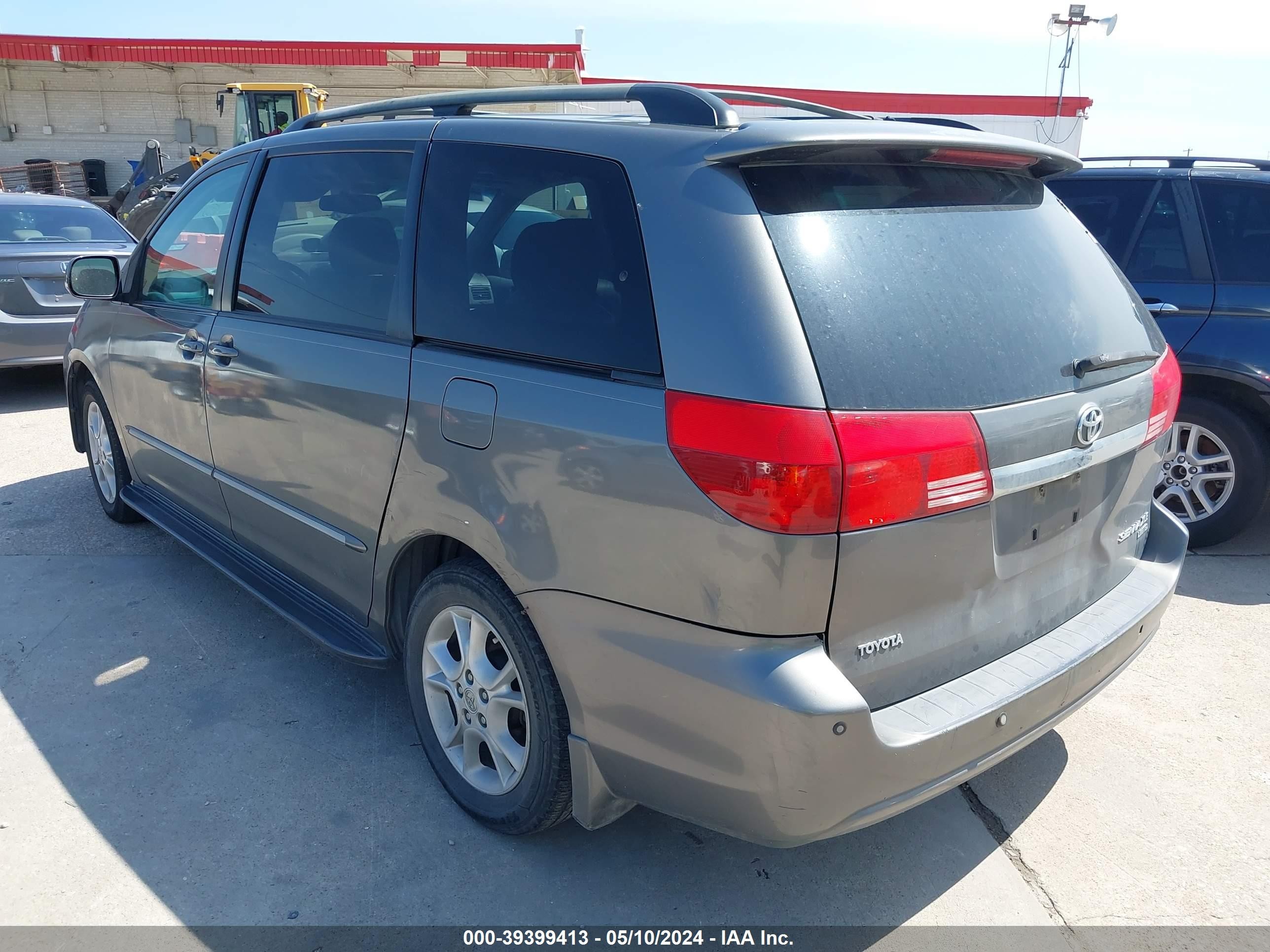 Photo 2 VIN: 5TDZA22C54S053397 - TOYOTA SIENNA 