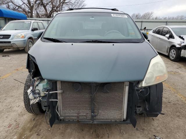 Photo 4 VIN: 5TDZA22C55S254251 - TOYOTA SIENNA XLE 