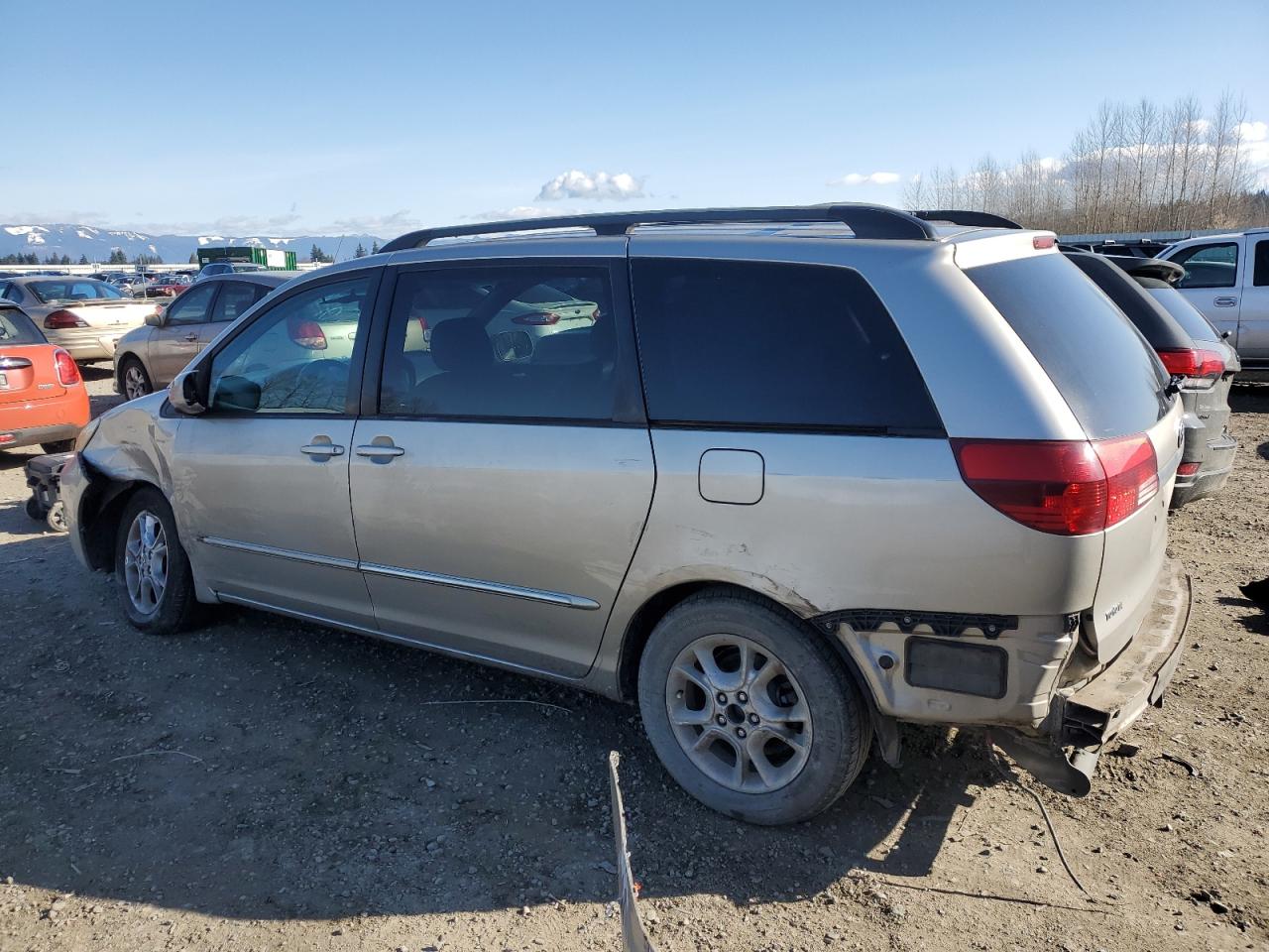 Photo 1 VIN: 5TDZA22C55S313914 - TOYOTA SIENNA 