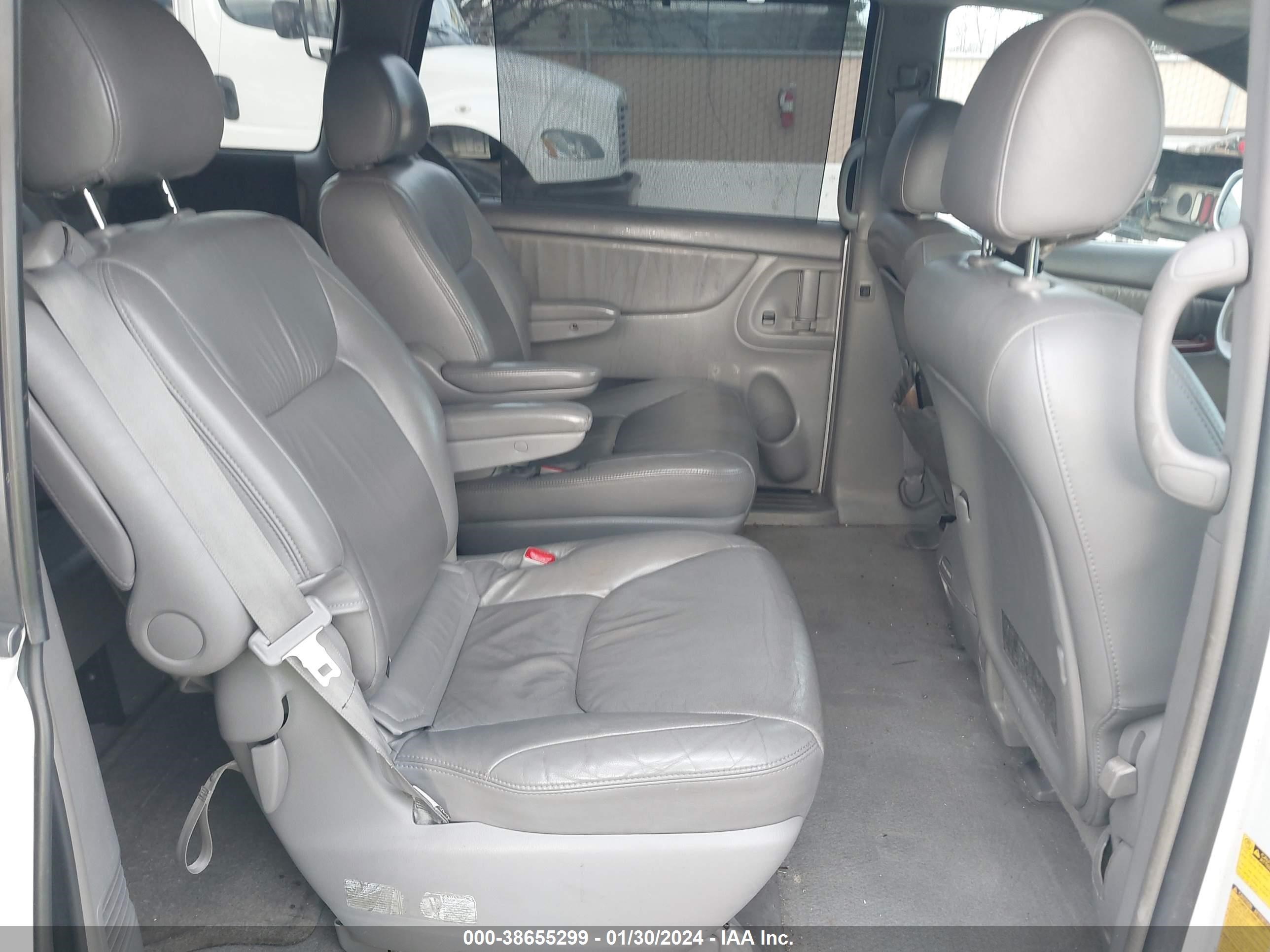 Photo 7 VIN: 5TDZA22C64S004953 - TOYOTA SIENNA 