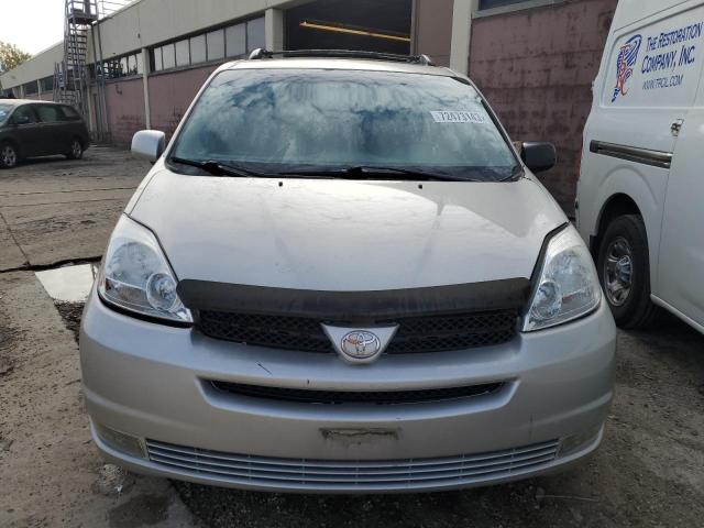 Photo 4 VIN: 5TDZA22C64S046748 - TOYOTA SIENNA XLE 