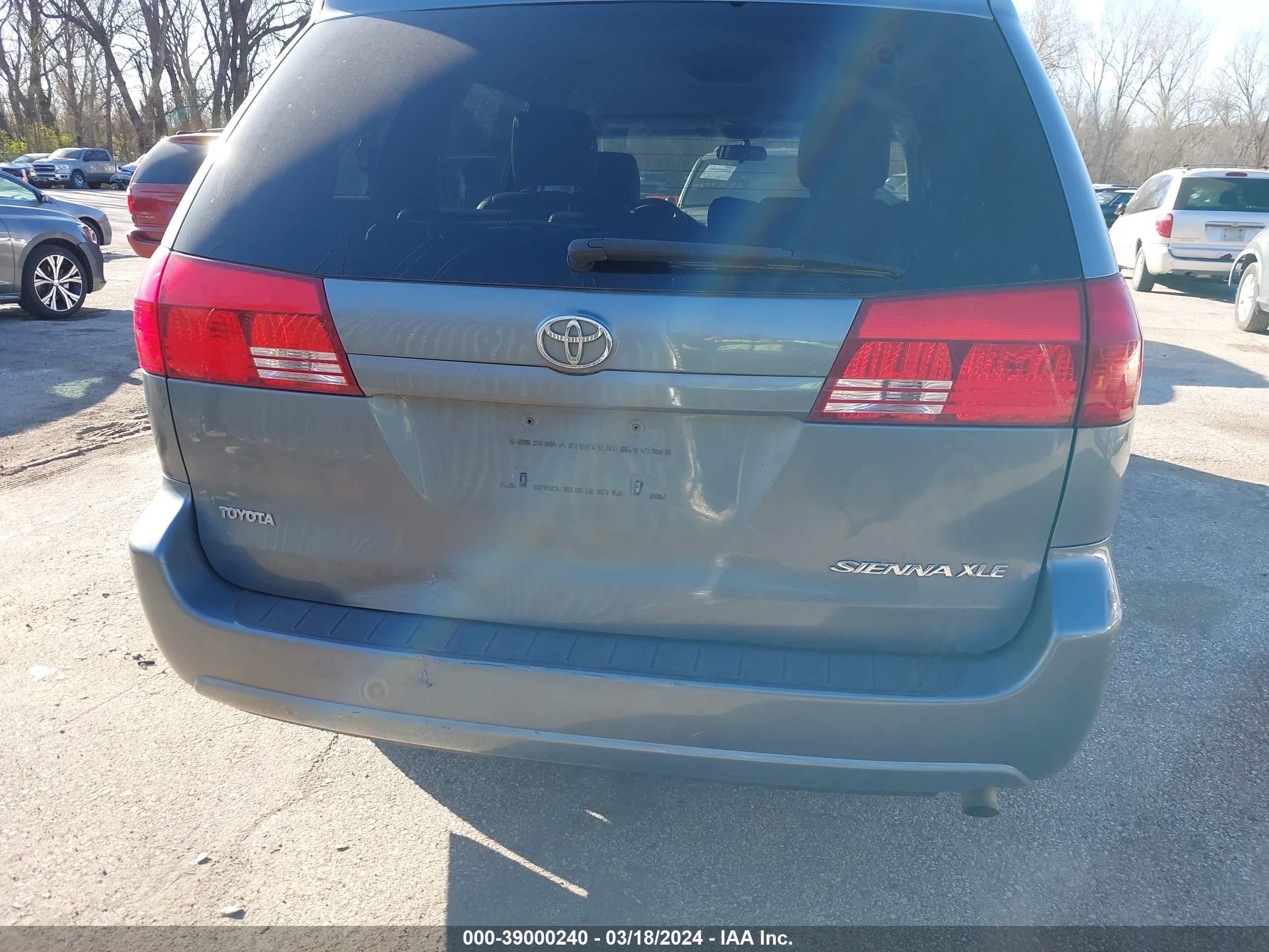 Photo 5 VIN: 5TDZA22C64S120217 - TOYOTA SIENNA 