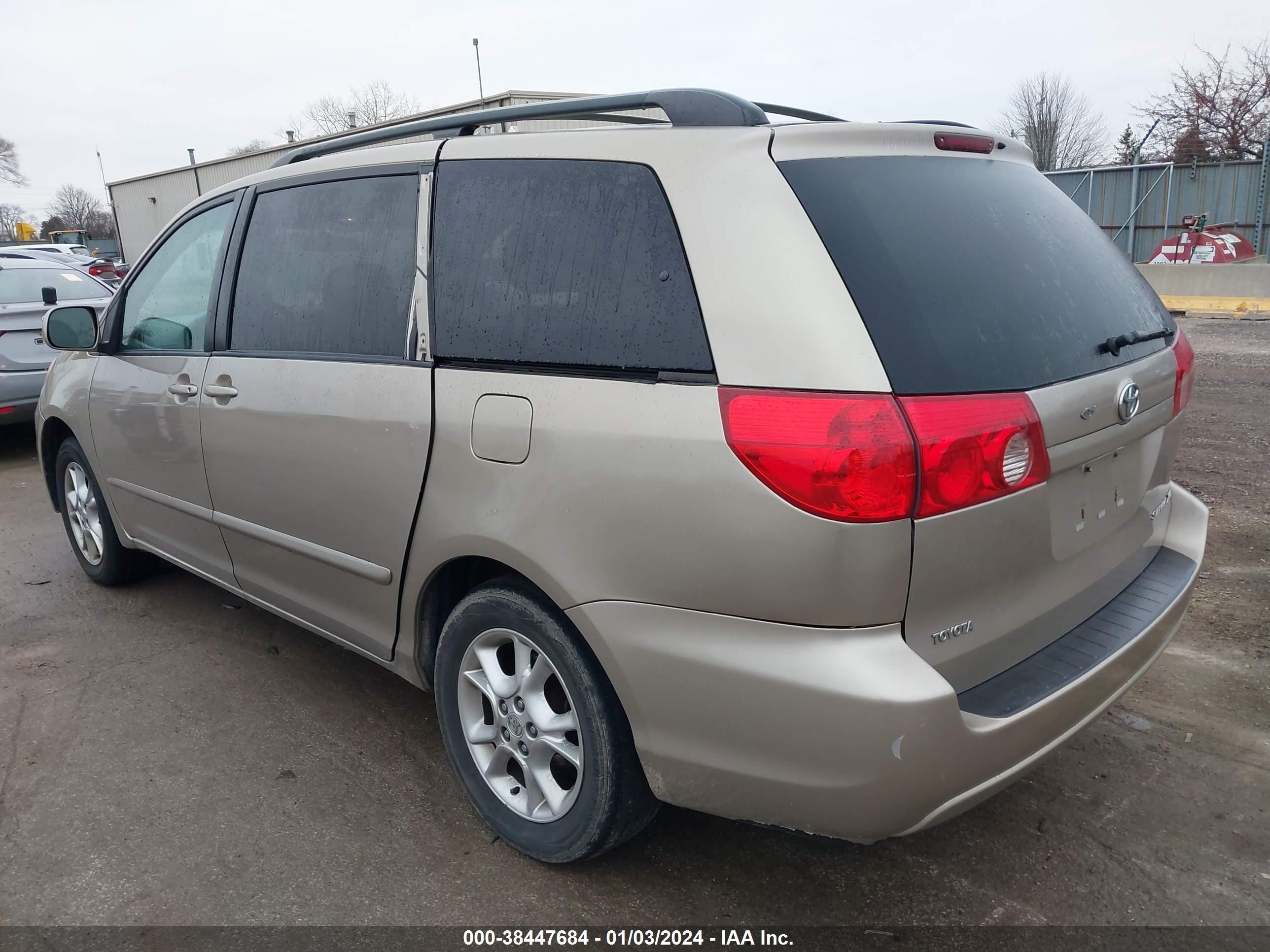 Photo 5 VIN: 5TDZA22C66S398456 - TOYOTA SIENNA 