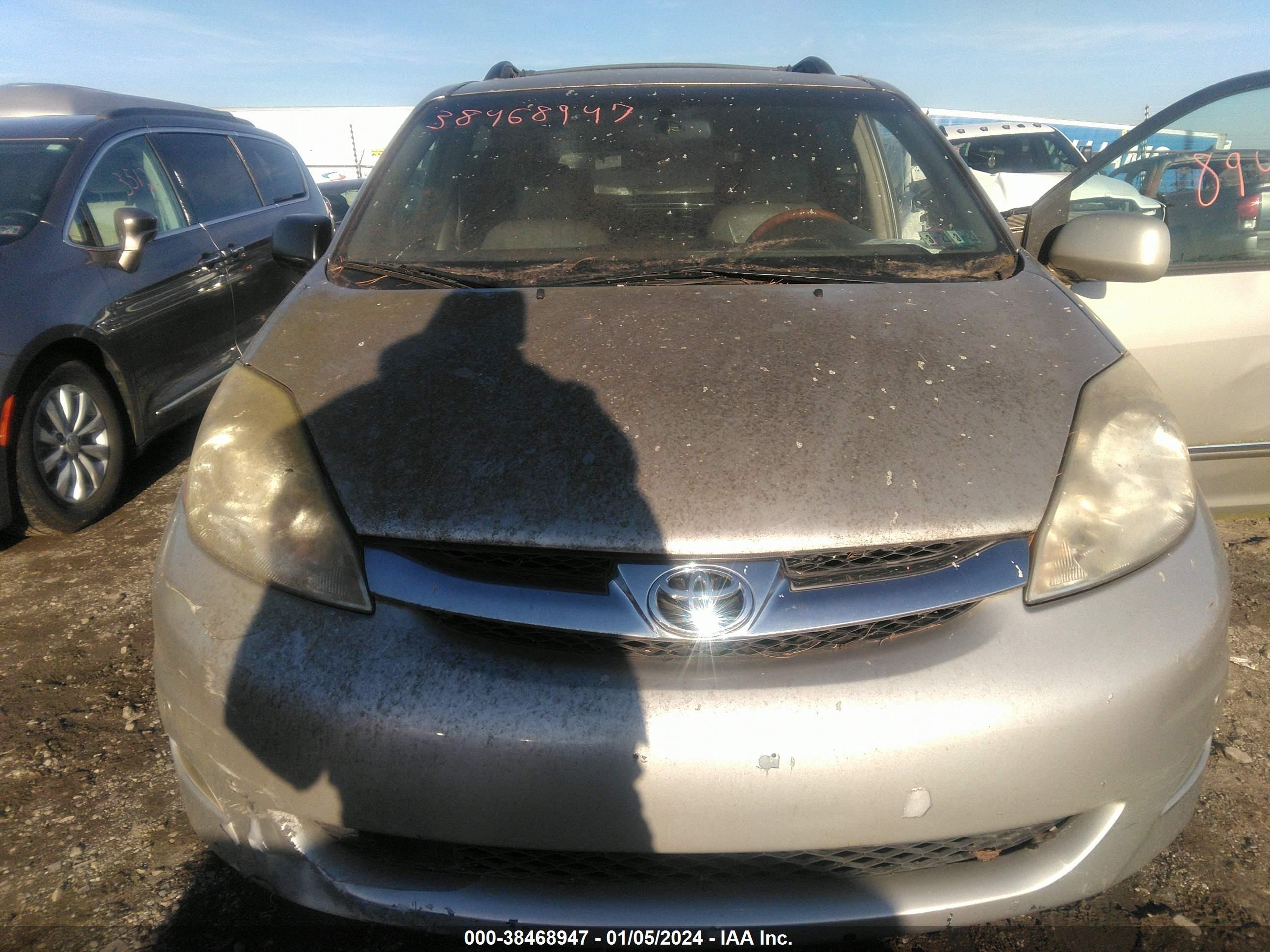 Photo 5 VIN: 5TDZA22C66S428068 - TOYOTA SIENNA 