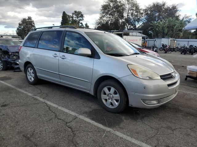 Photo 3 VIN: 5TDZA22C74S018103 - TOYOTA SIENNA XLE 