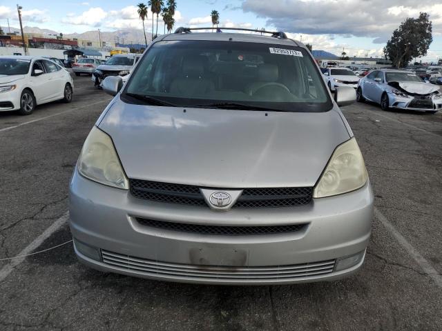 Photo 4 VIN: 5TDZA22C74S018103 - TOYOTA SIENNA XLE 