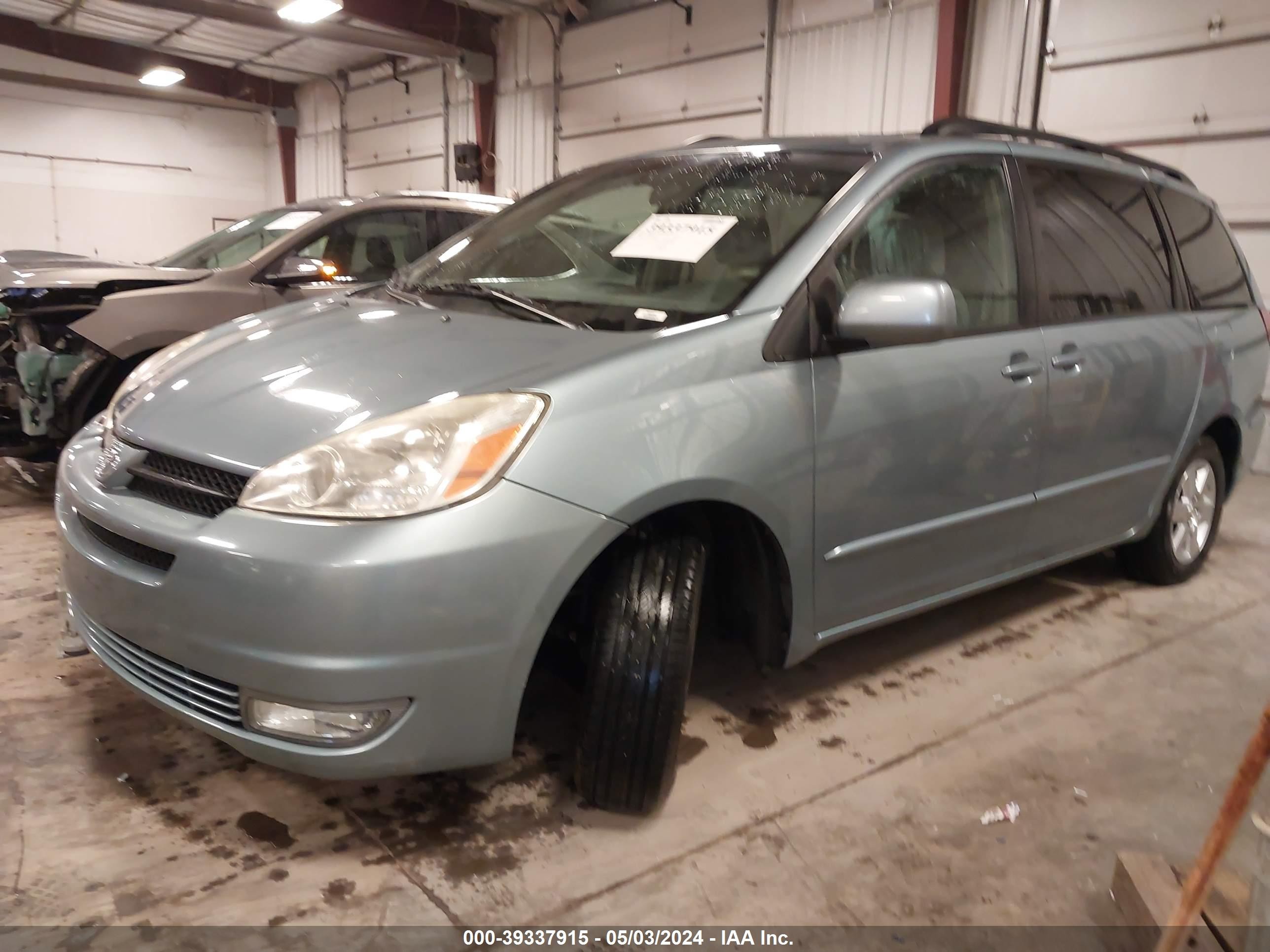 Photo 1 VIN: 5TDZA22C75S272038 - TOYOTA SIENNA 