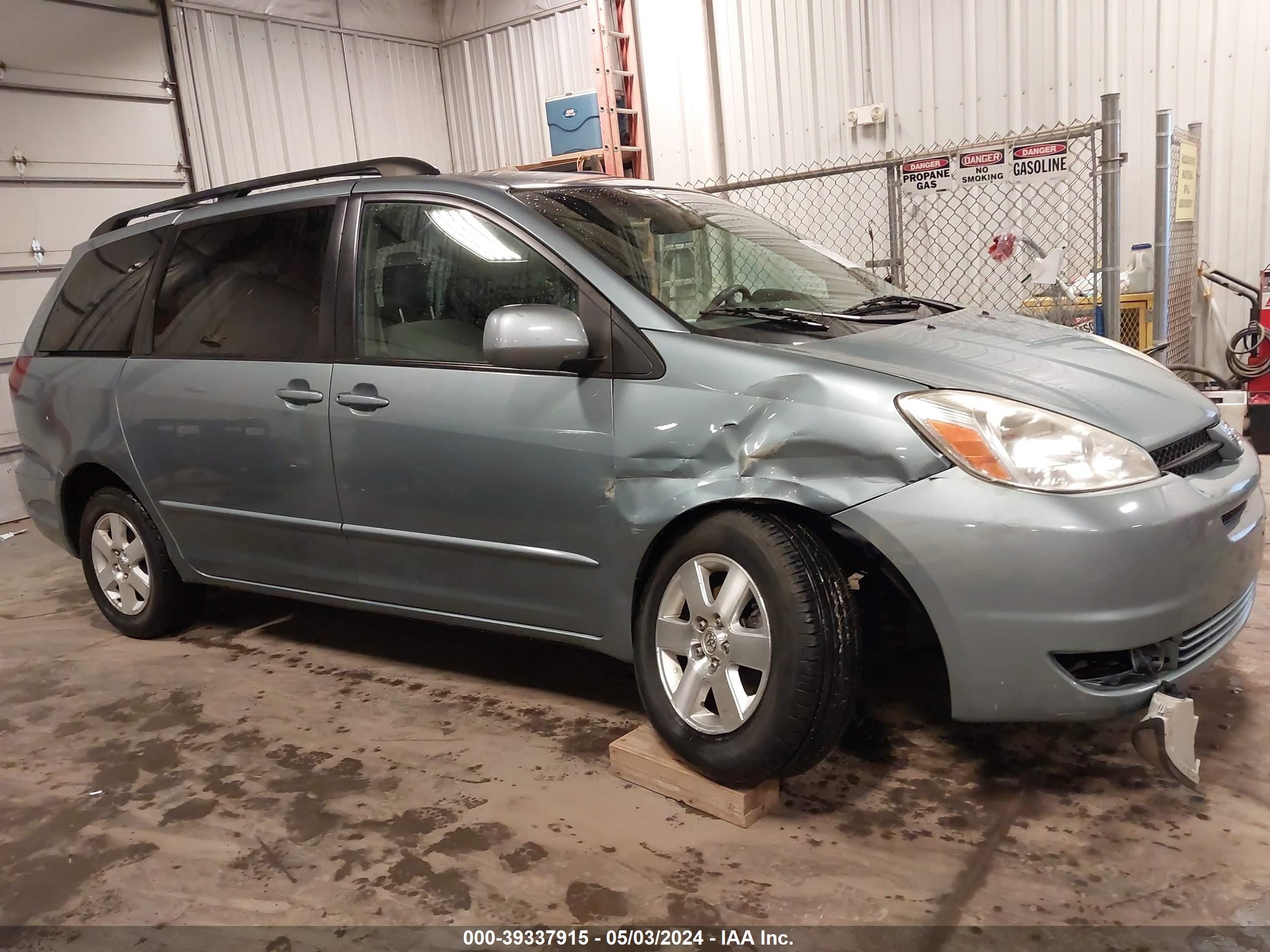 Photo 13 VIN: 5TDZA22C75S272038 - TOYOTA SIENNA 