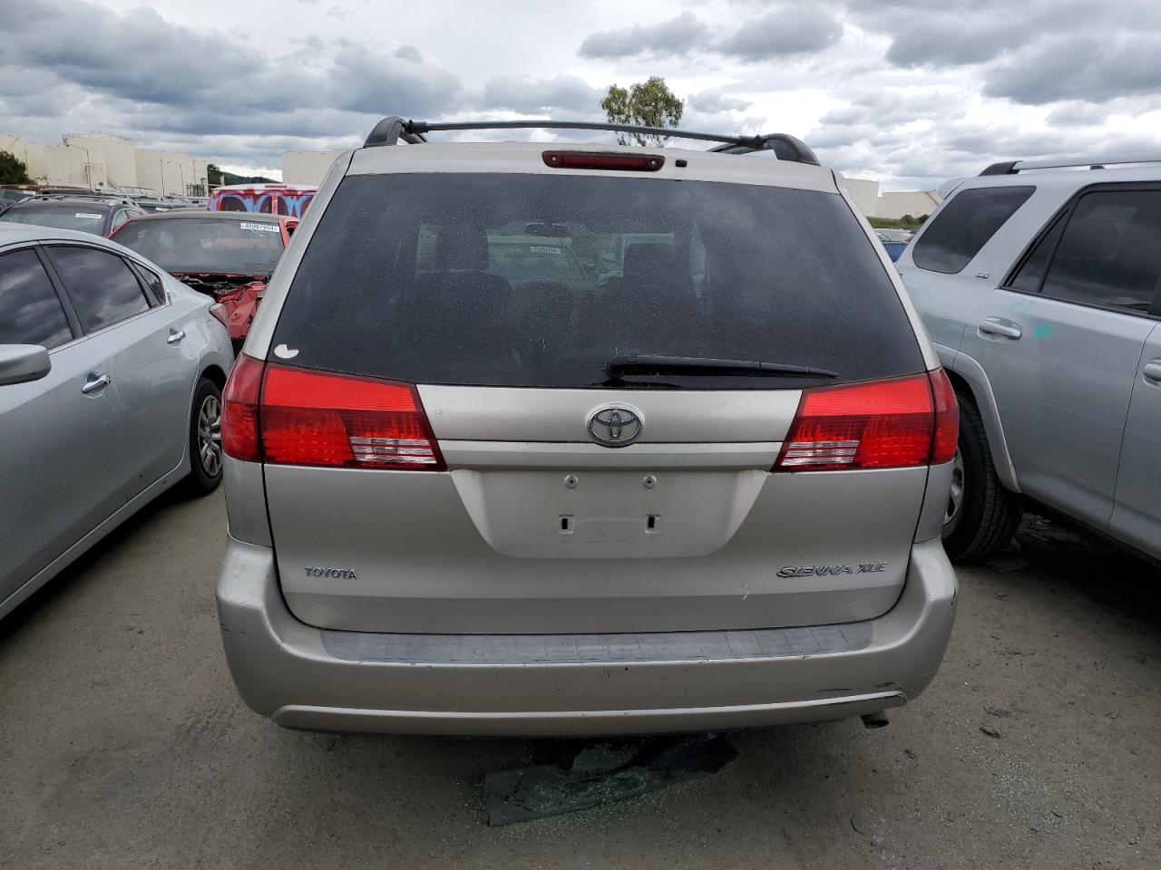 Photo 5 VIN: 5TDZA22C84S197574 - TOYOTA SIENNA 