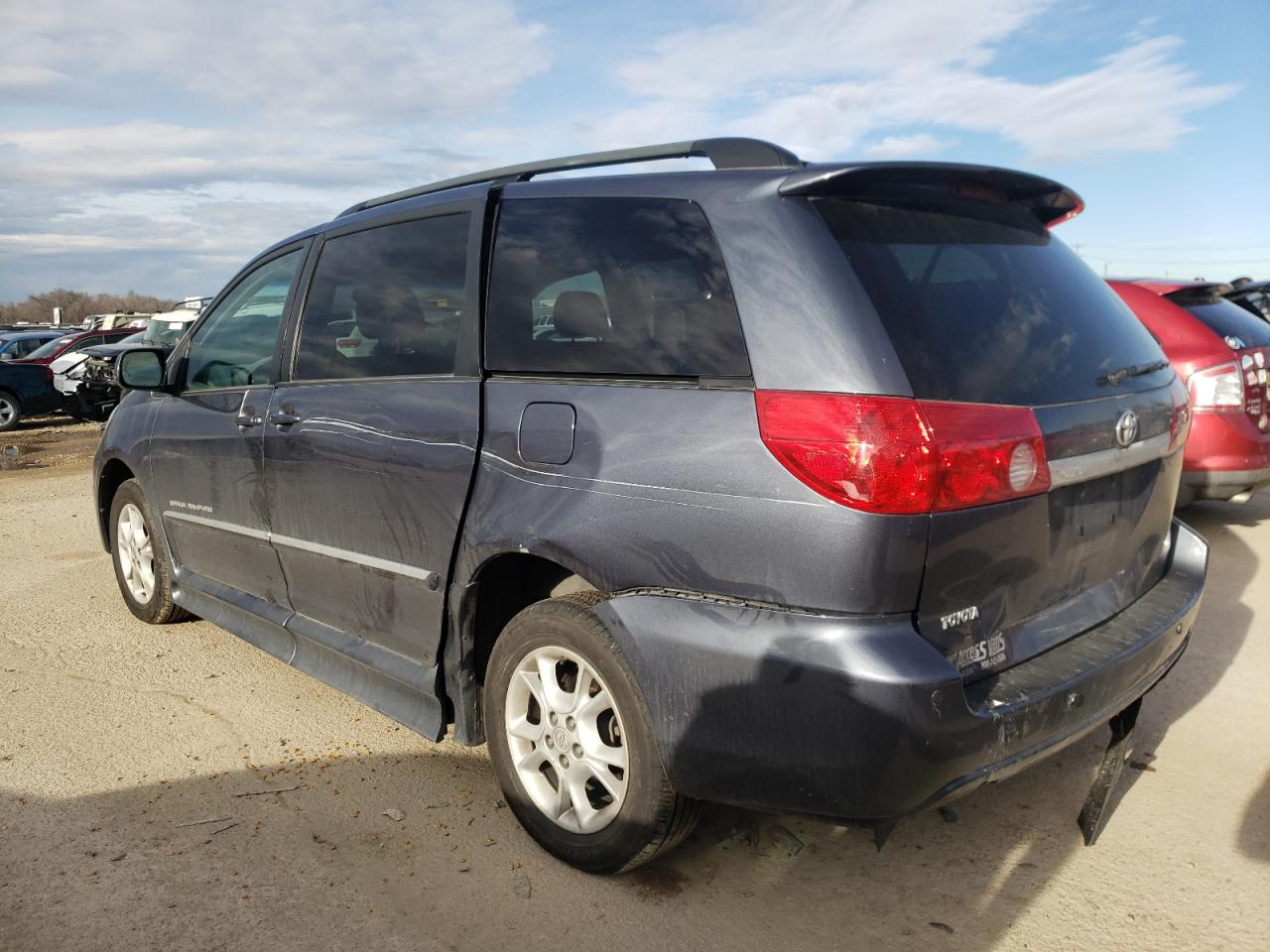 Photo 1 VIN: 5TDZA22C86S492466 - TOYOTA SIENNA 