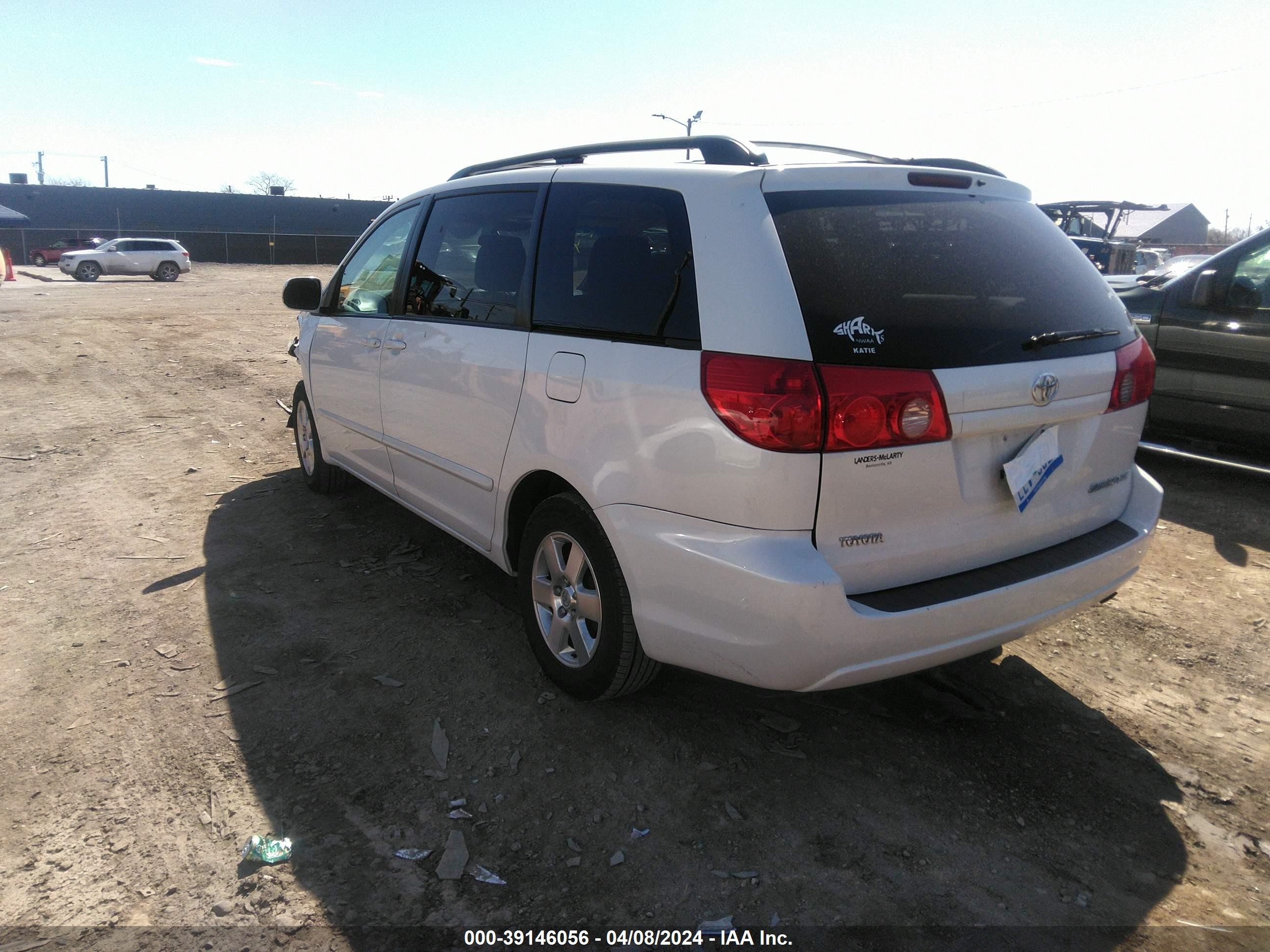 Photo 2 VIN: 5TDZA22C86S556389 - TOYOTA SIENNA 