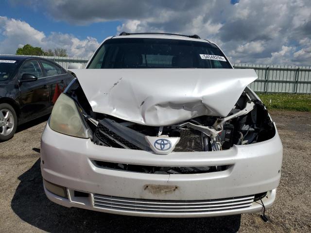 Photo 4 VIN: 5TDZA22C94S027093 - TOYOTA SIENNA XLE 