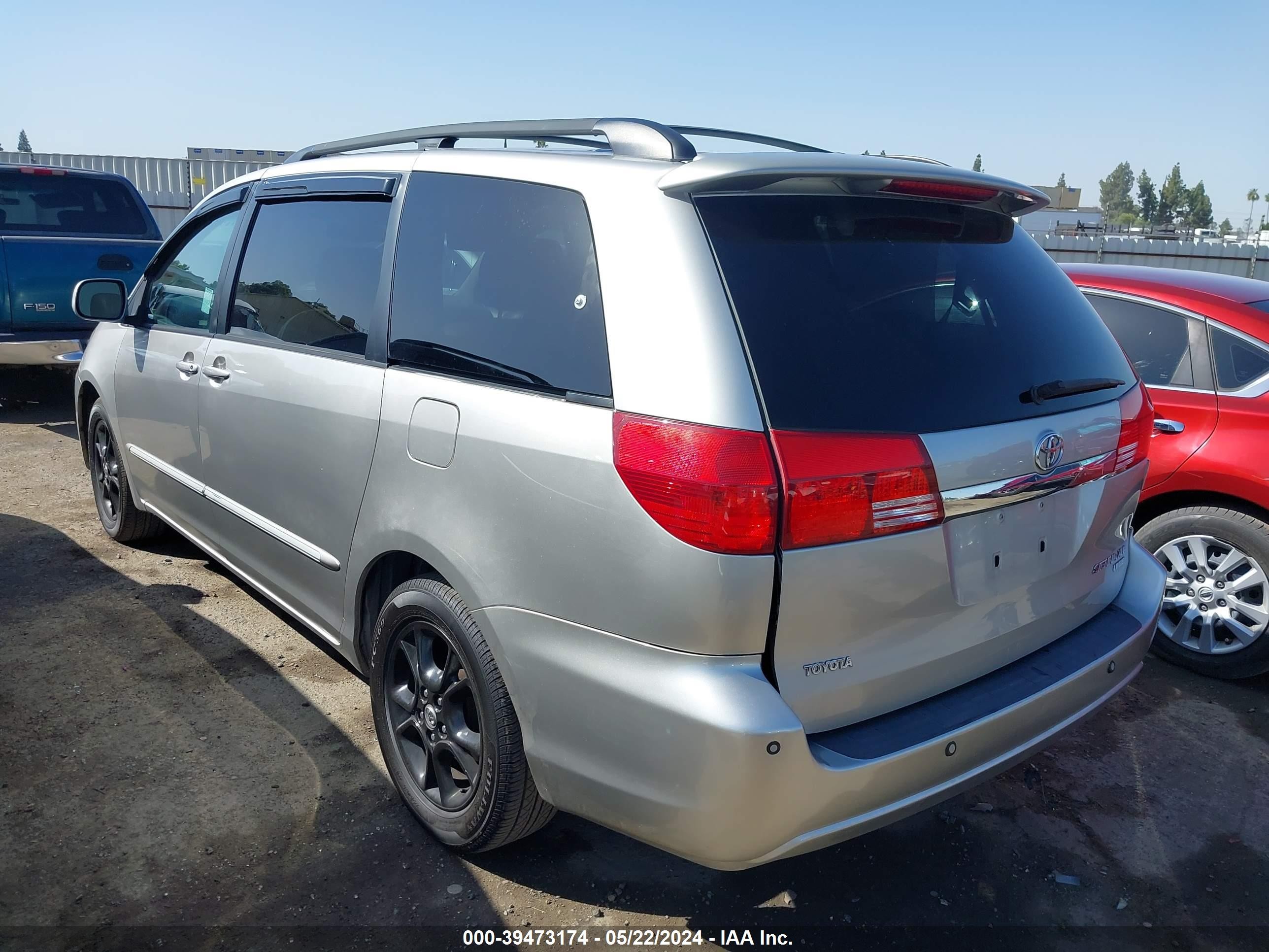 Photo 2 VIN: 5TDZA22C94S076388 - TOYOTA SIENNA 