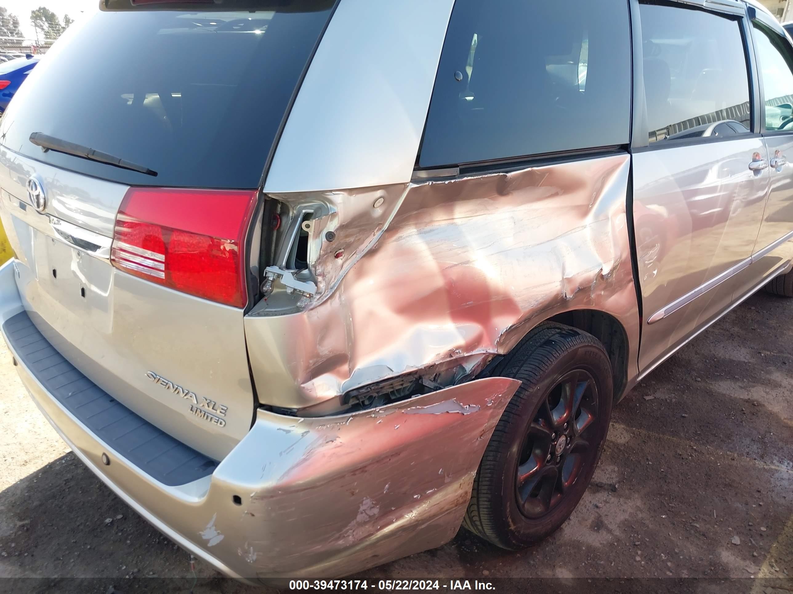 Photo 5 VIN: 5TDZA22C94S076388 - TOYOTA SIENNA 