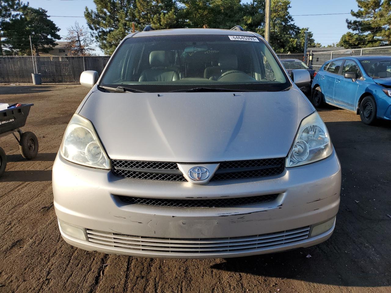 Photo 4 VIN: 5TDZA22C94S155091 - TOYOTA SIENNA 