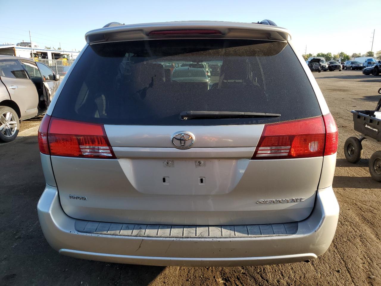 Photo 5 VIN: 5TDZA22C94S155091 - TOYOTA SIENNA 