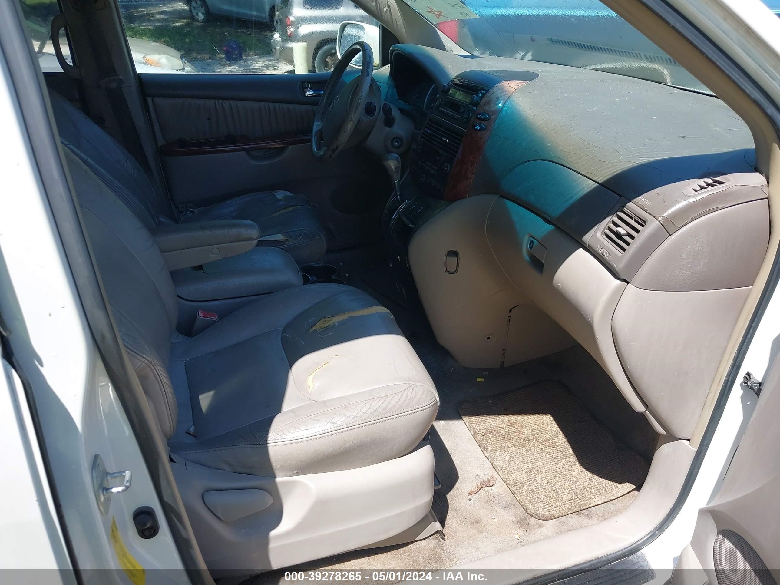 Photo 4 VIN: 5TDZA22C94S197888 - TOYOTA SIENNA 