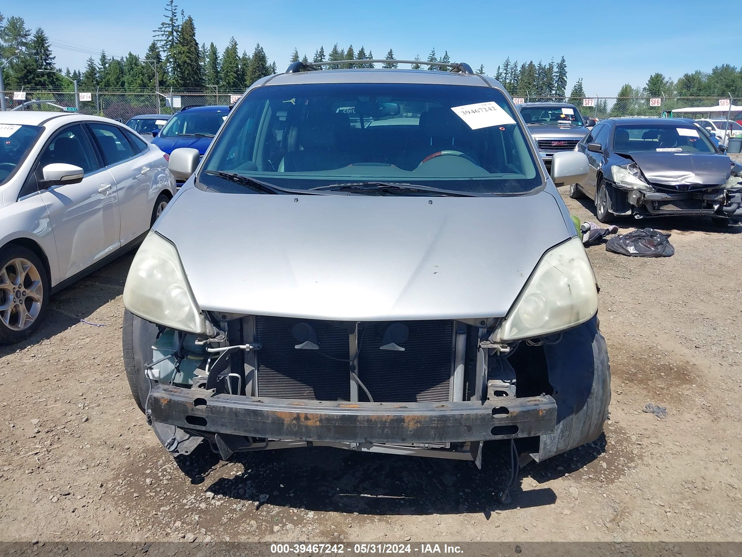 Photo 11 VIN: 5TDZA22C95S271926 - TOYOTA SIENNA 