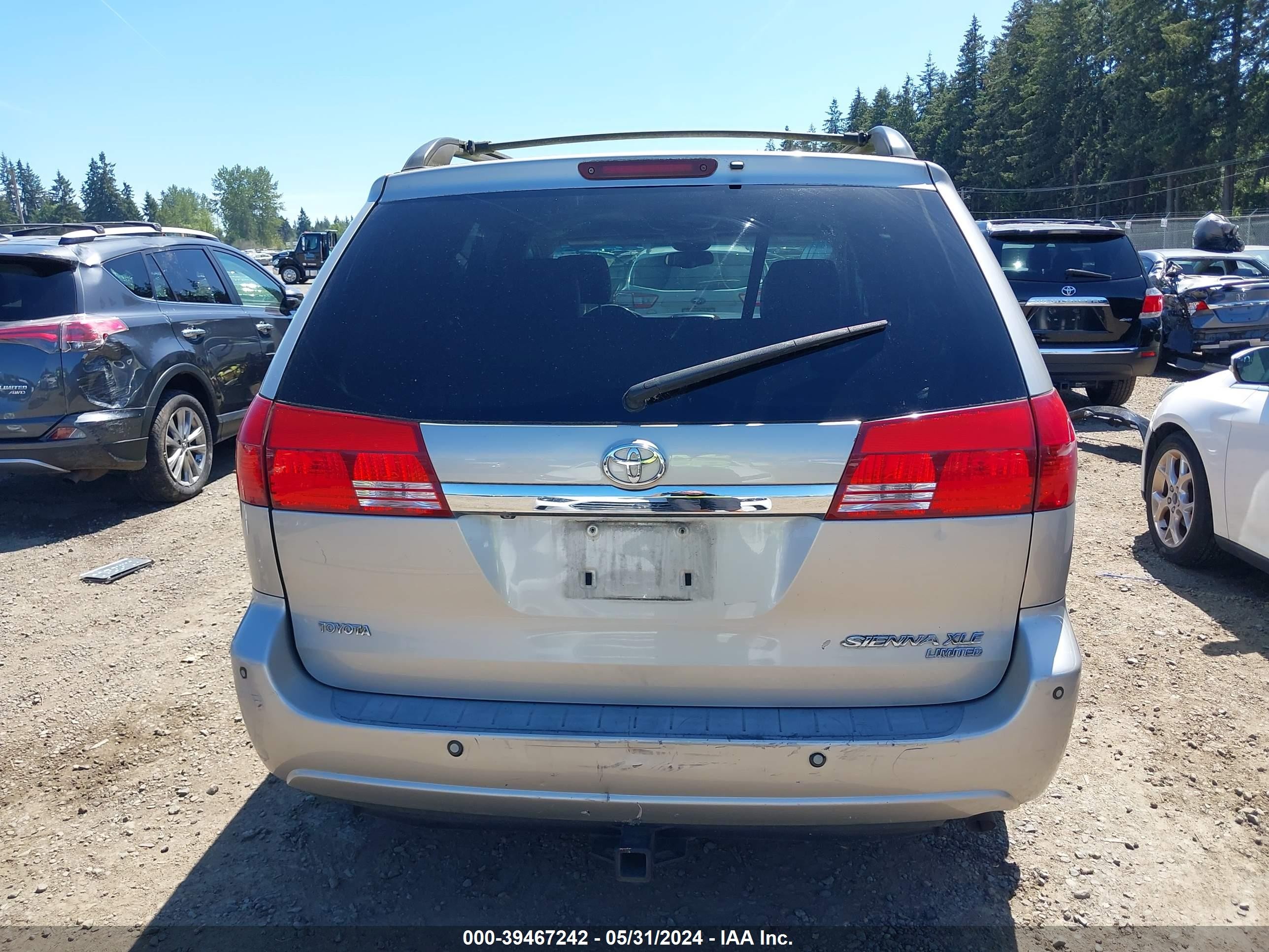 Photo 15 VIN: 5TDZA22C95S271926 - TOYOTA SIENNA 