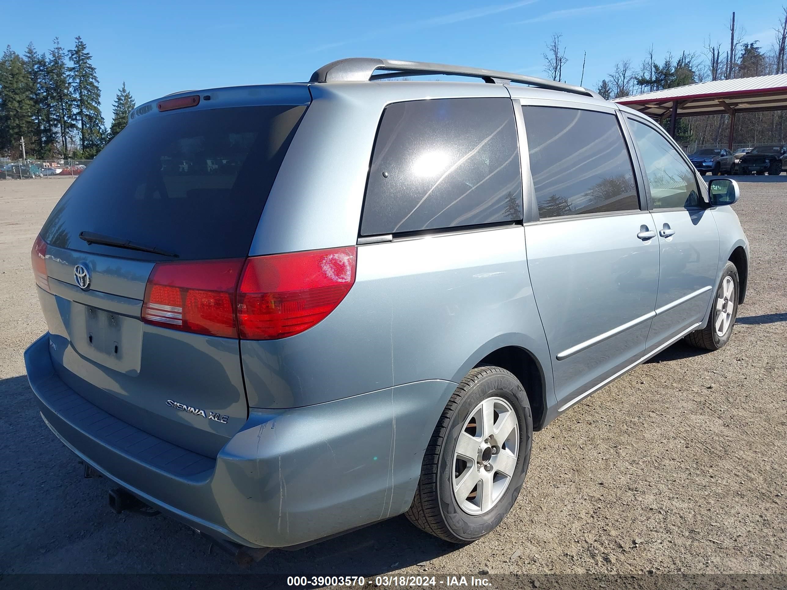 Photo 3 VIN: 5TDZA22CX4S062094 - TOYOTA SIENNA 