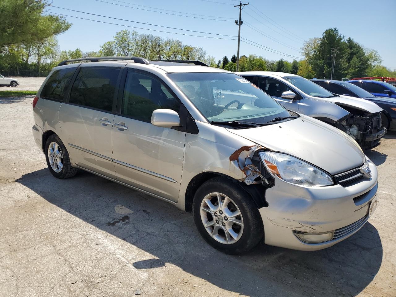 Photo 3 VIN: 5TDZA22CX5S282420 - TOYOTA SIENNA 