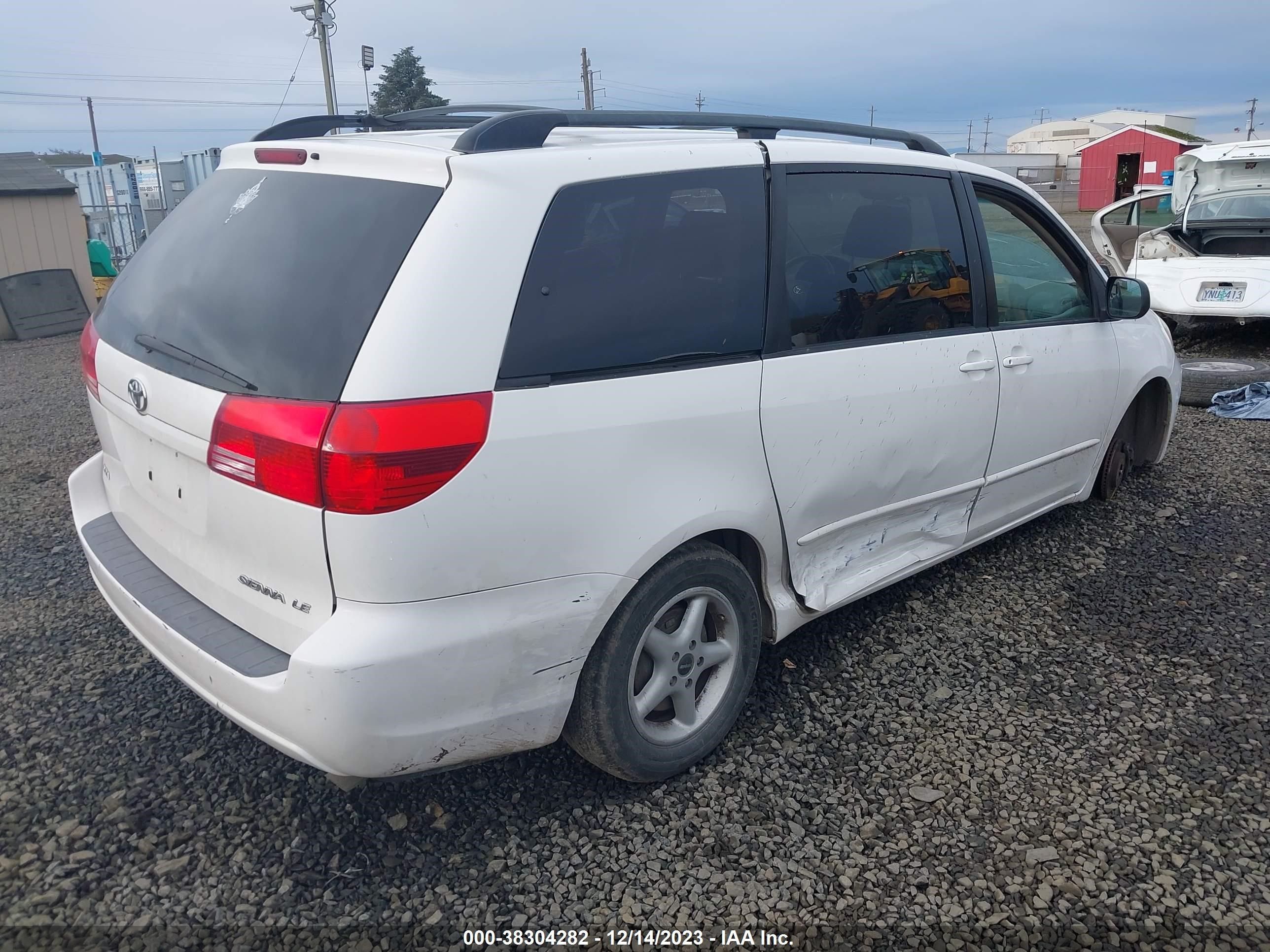 Photo 3 VIN: 5TDZA23C04S027109 - TOYOTA SIENNA 