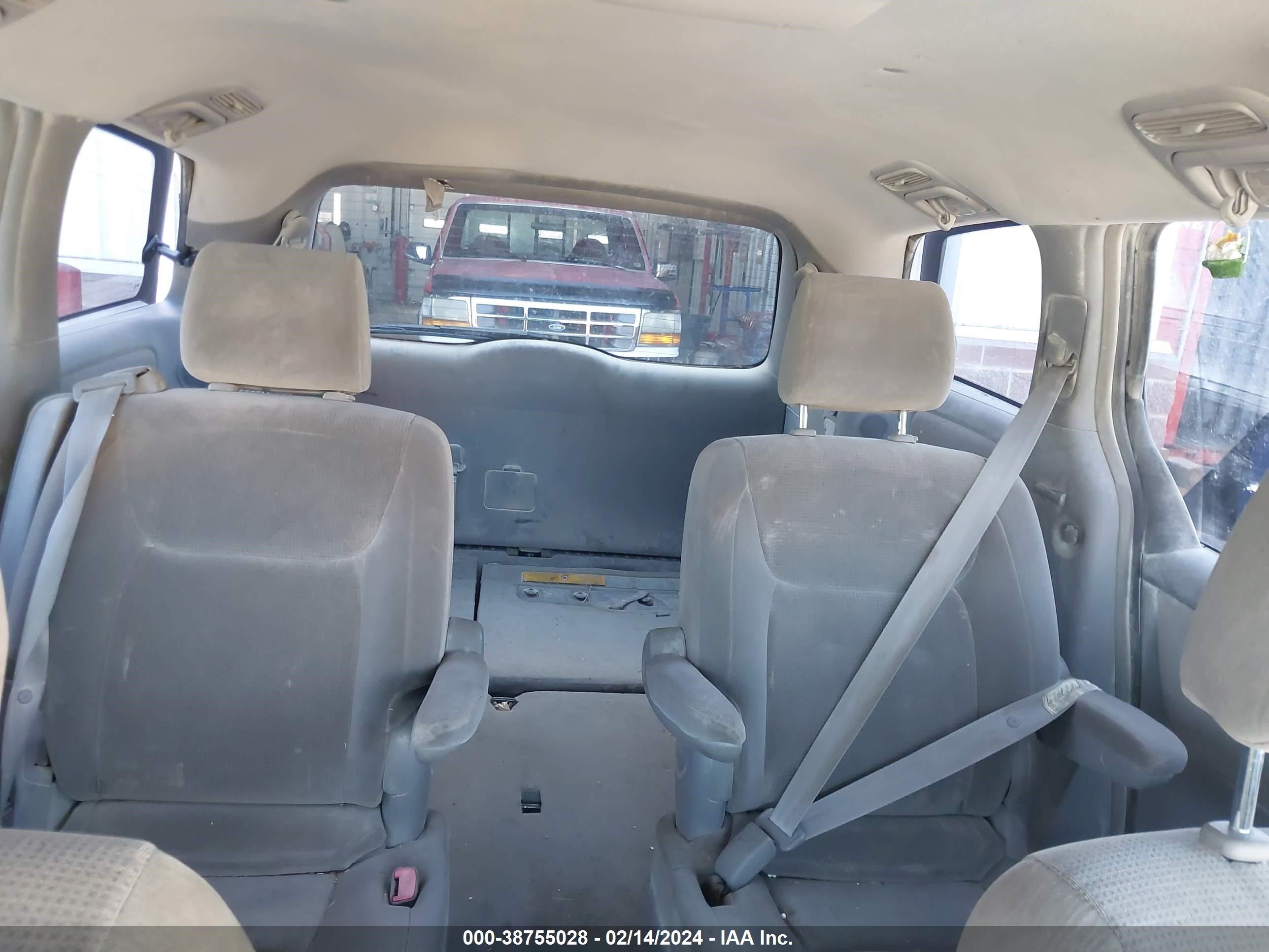 Photo 7 VIN: 5TDZA23C04S031533 - TOYOTA SIENNA 