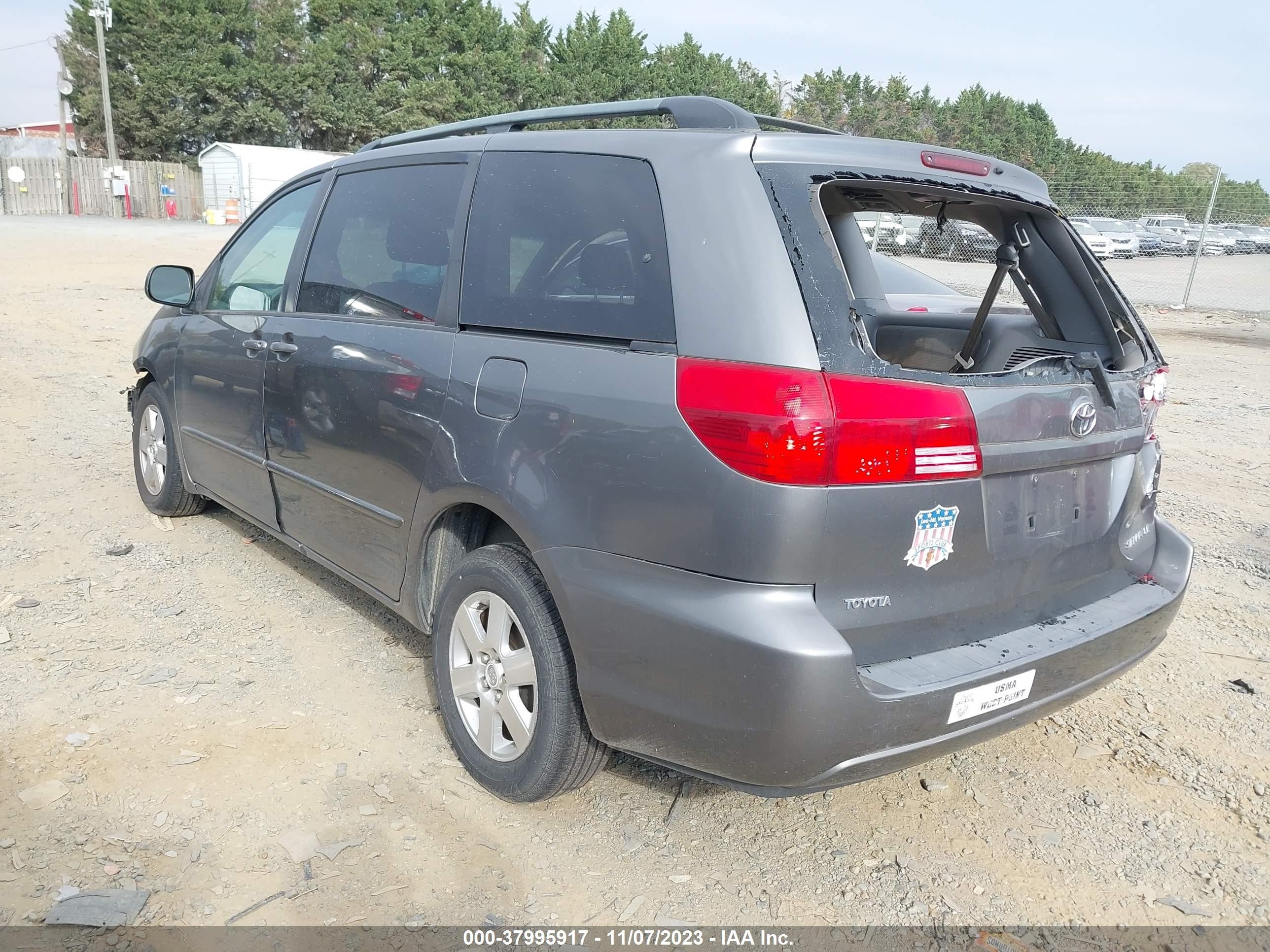 Photo 2 VIN: 5TDZA23C04S096642 - TOYOTA SIENNA 