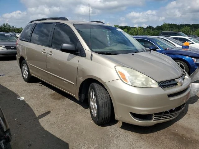 Photo 3 VIN: 5TDZA23C04S123158 - TOYOTA SIENNA CE 