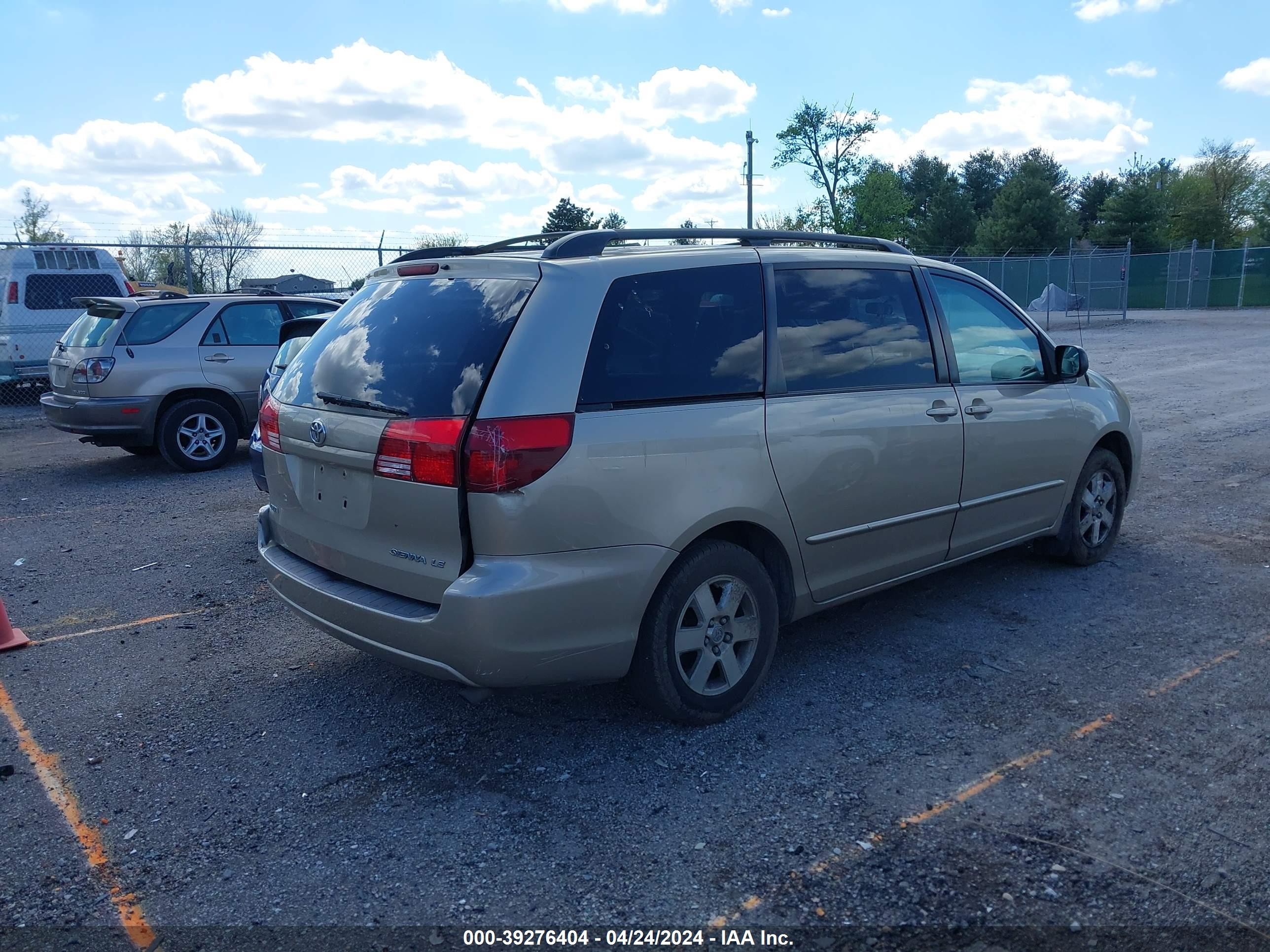 Photo 3 VIN: 5TDZA23C05S350853 - TOYOTA SIENNA 